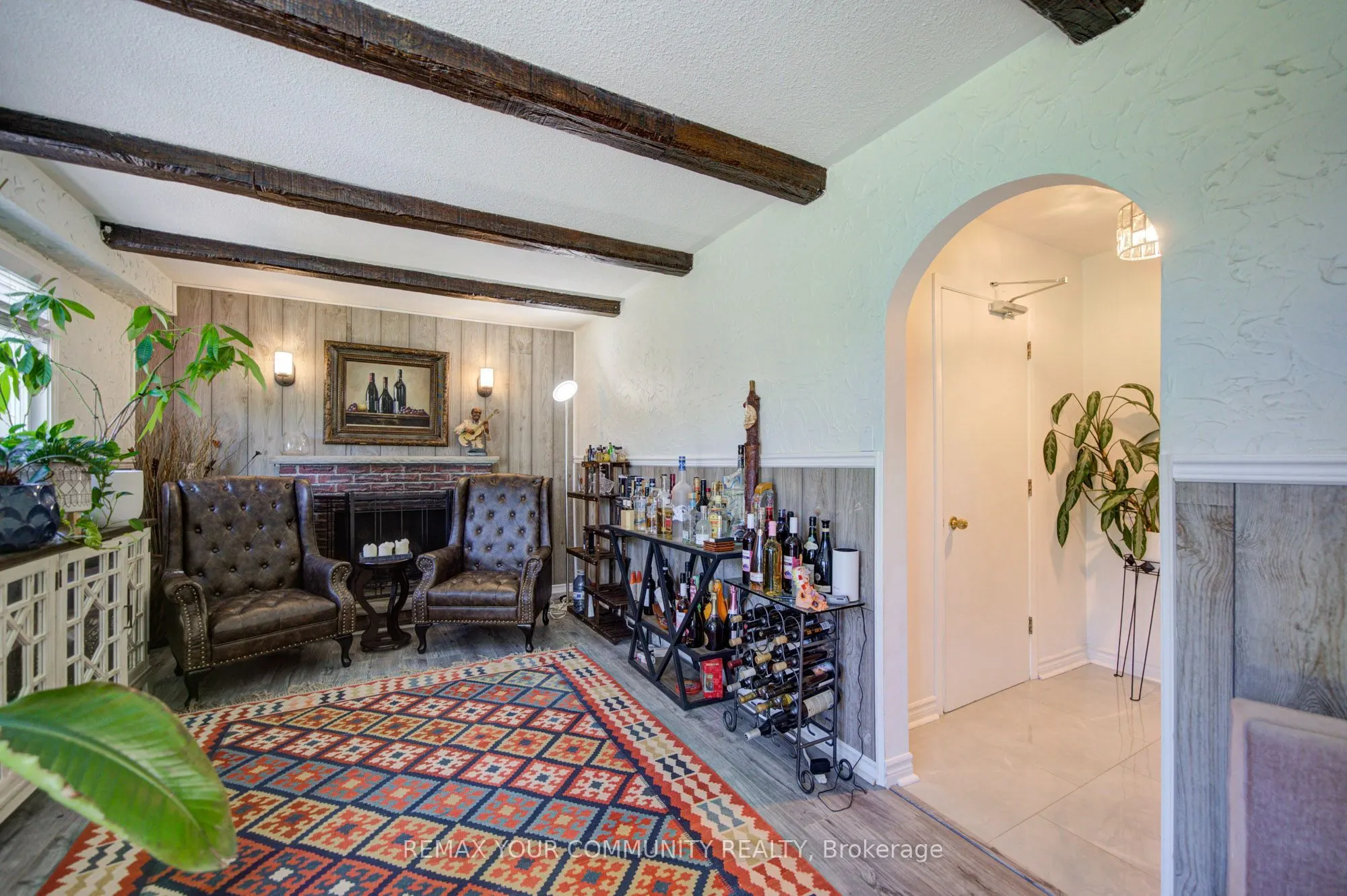 3205 Martins Pine Court