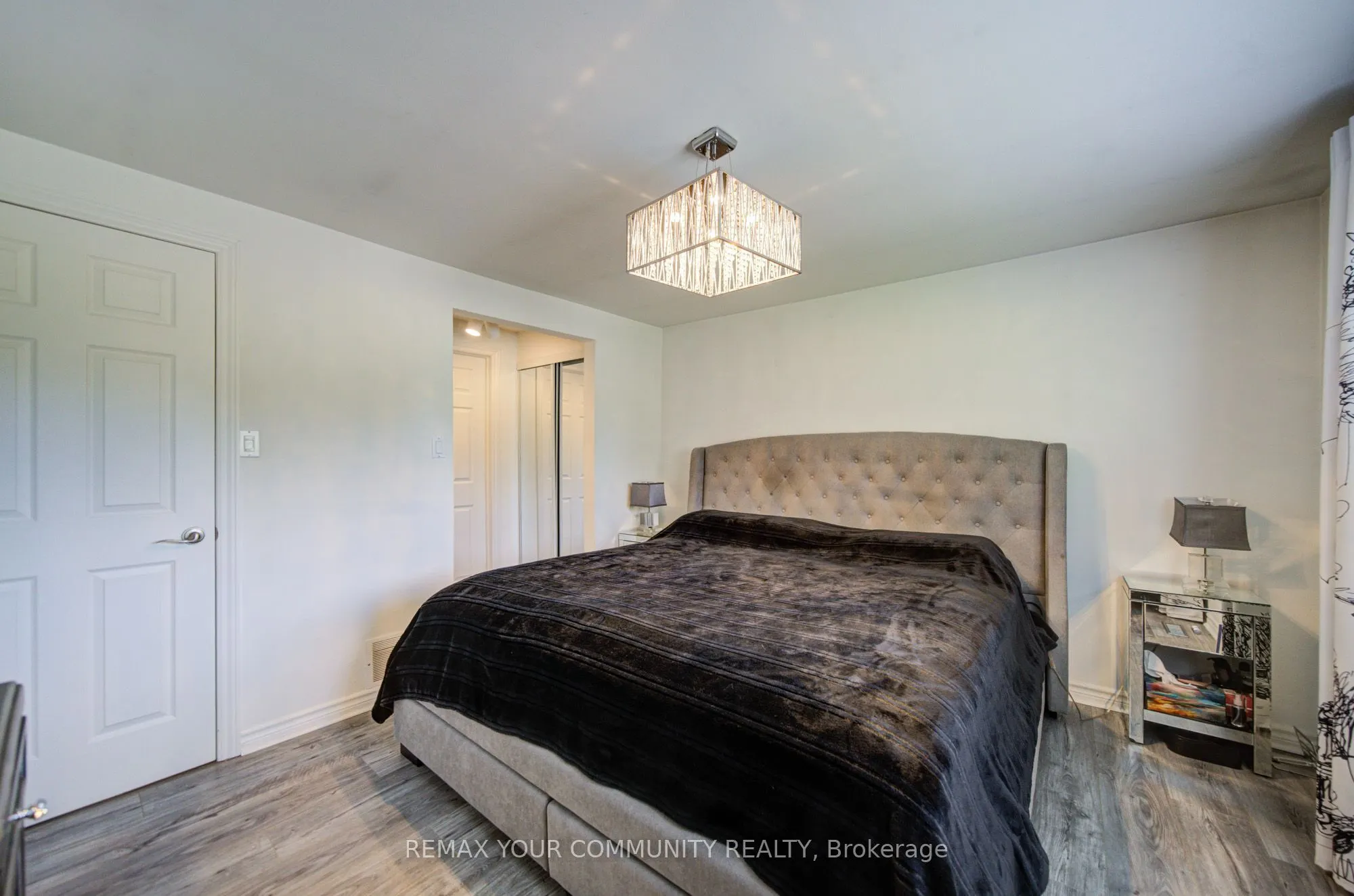 3205 Martins Pine Court