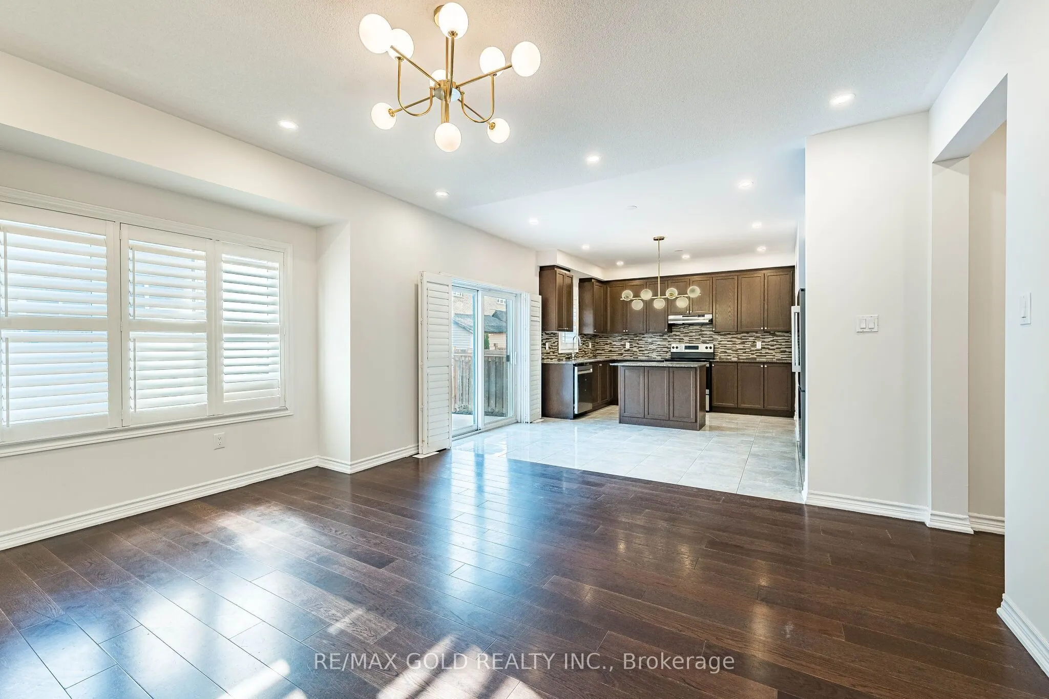 17 Lola Crescent