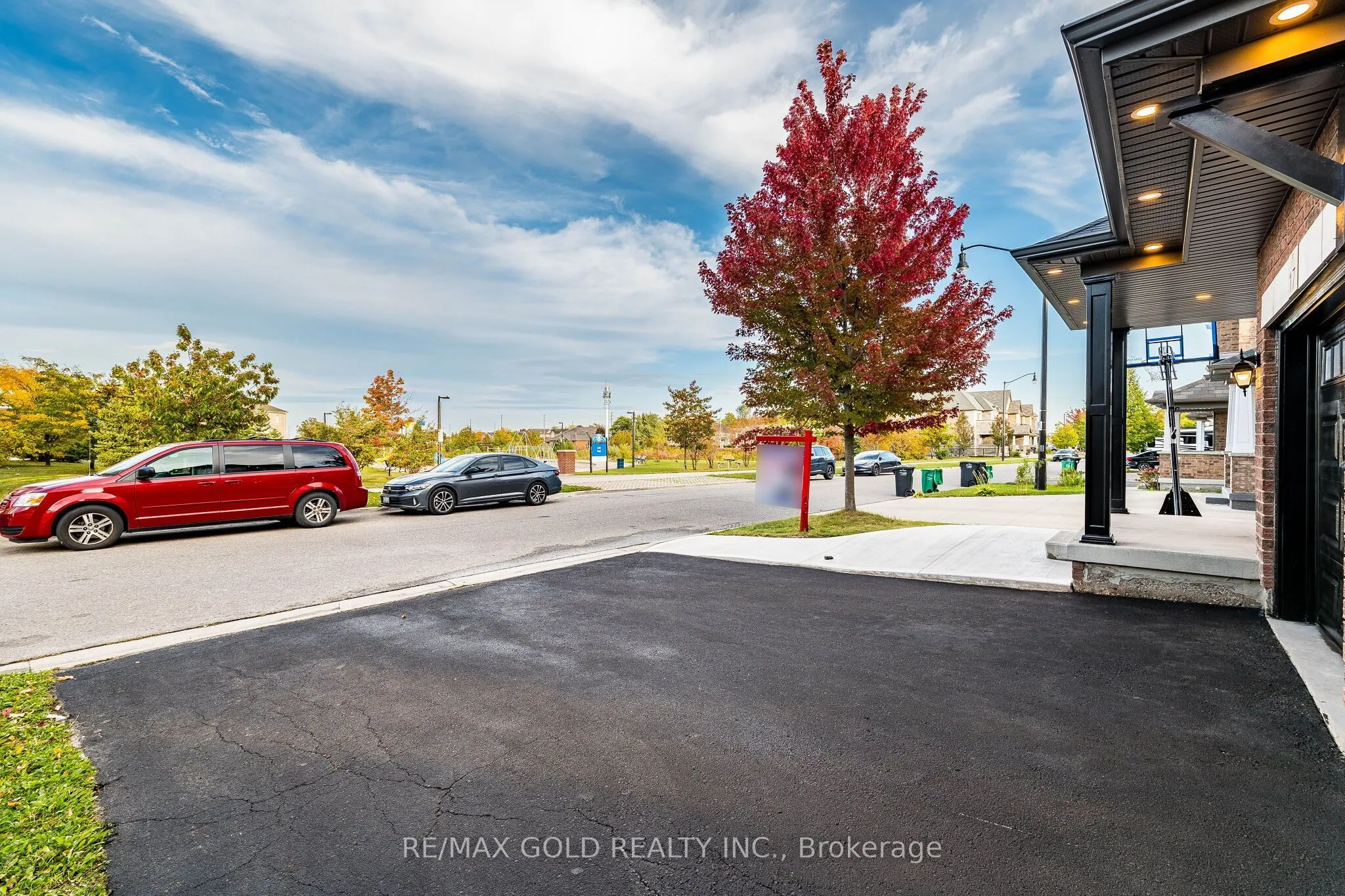 17 Lola Crescent