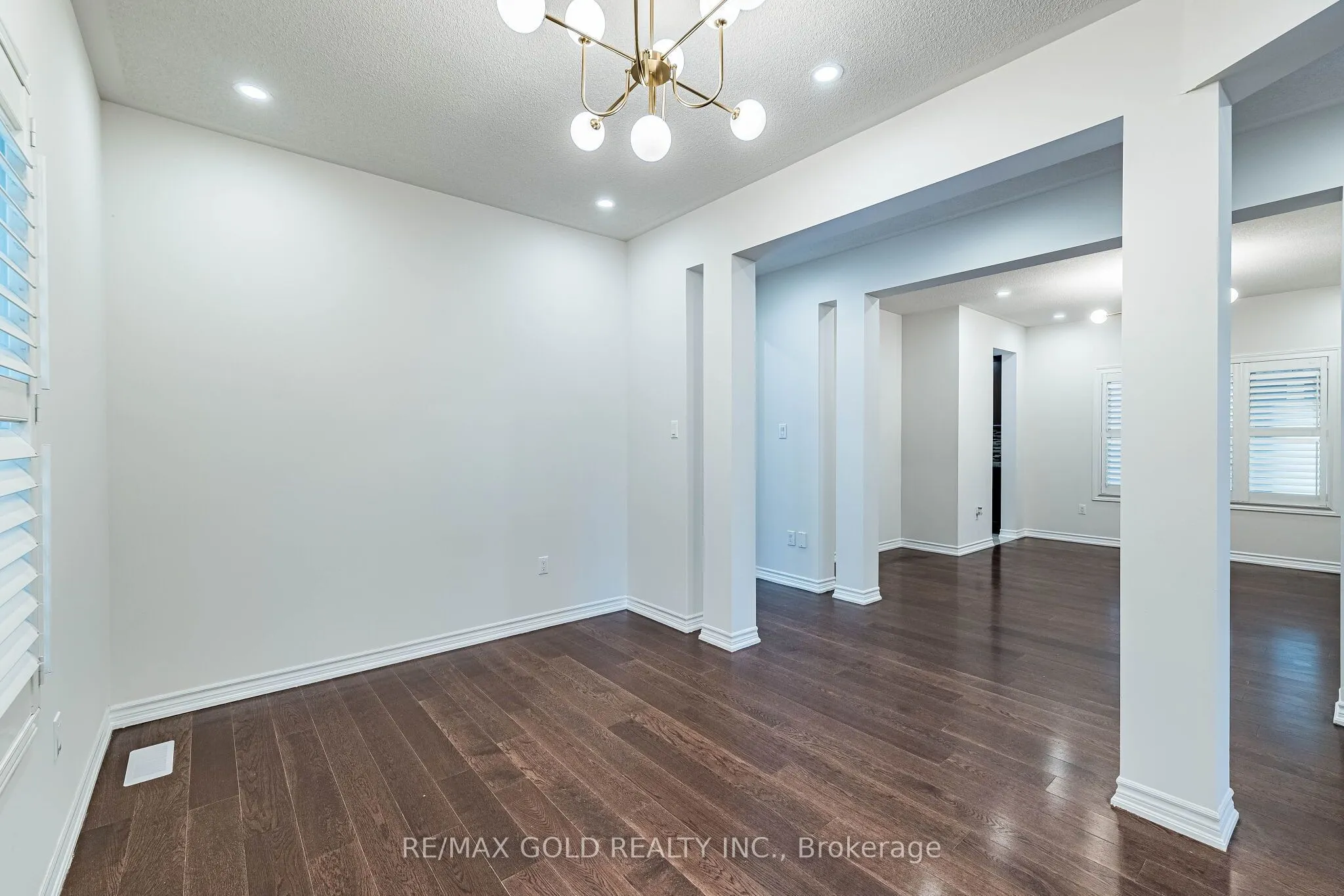 17 Lola Crescent