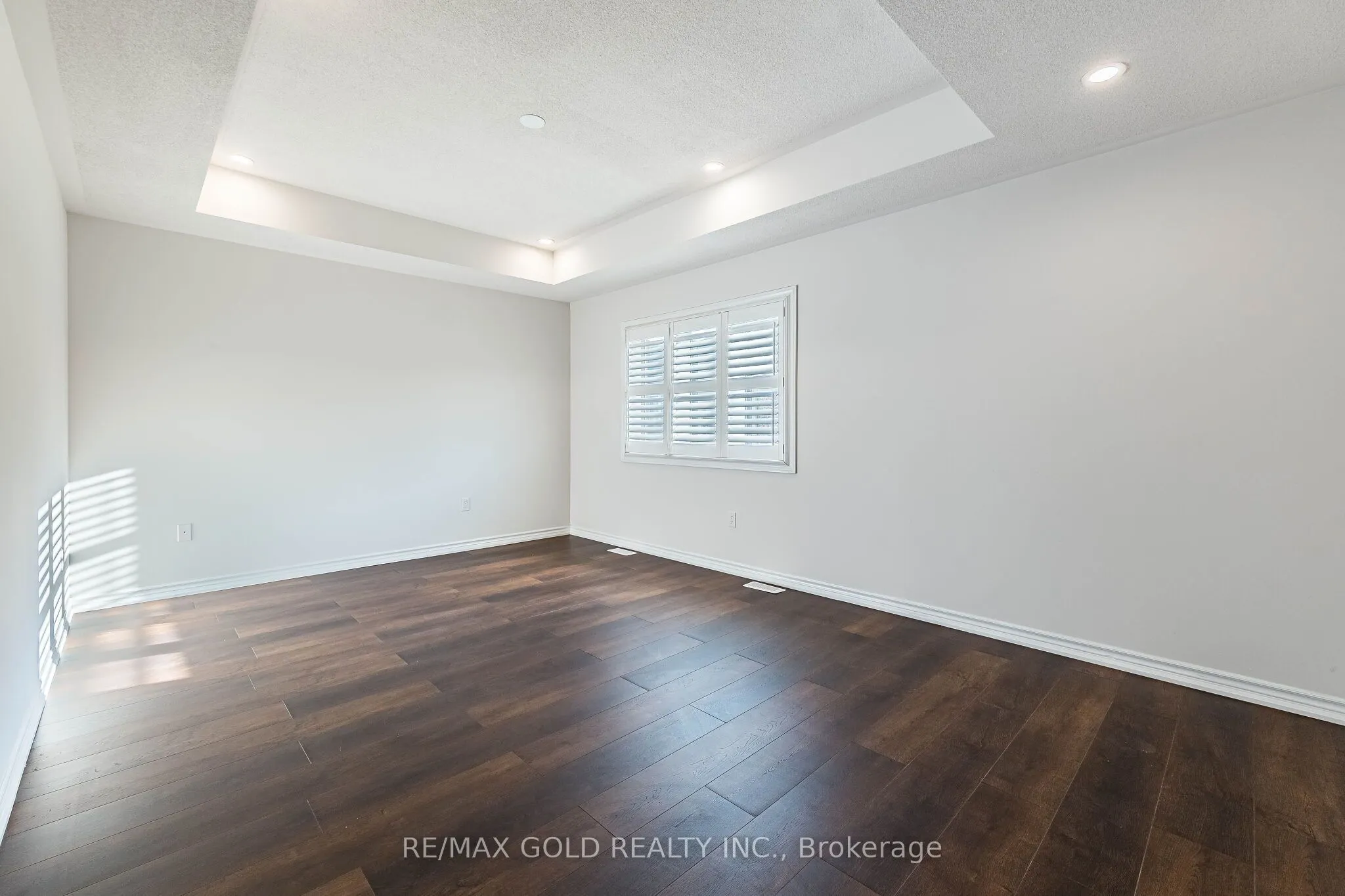 17 Lola Crescent