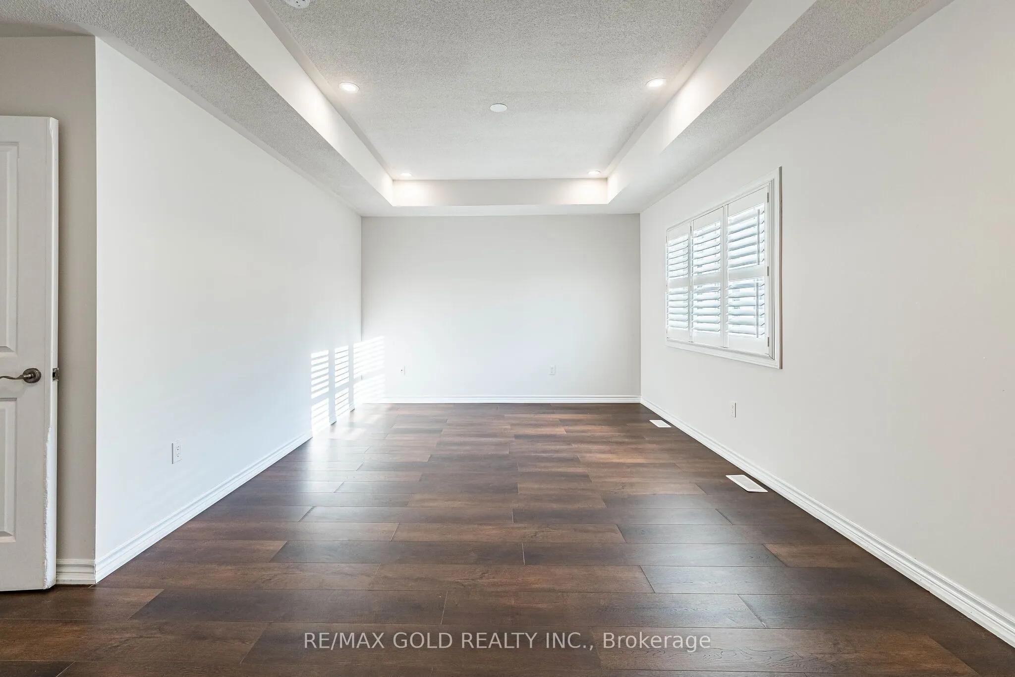 17 Lola Crescent