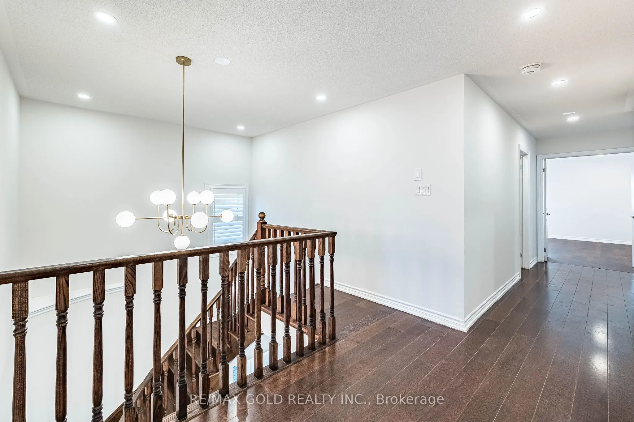 17 Lola Crescent