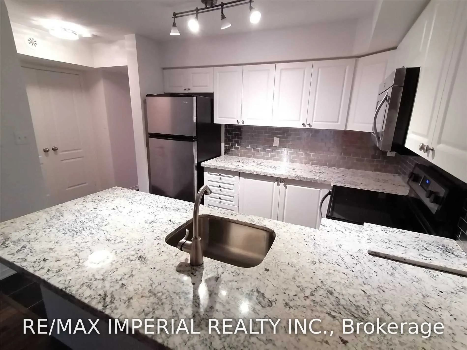 2444 Post Road #11