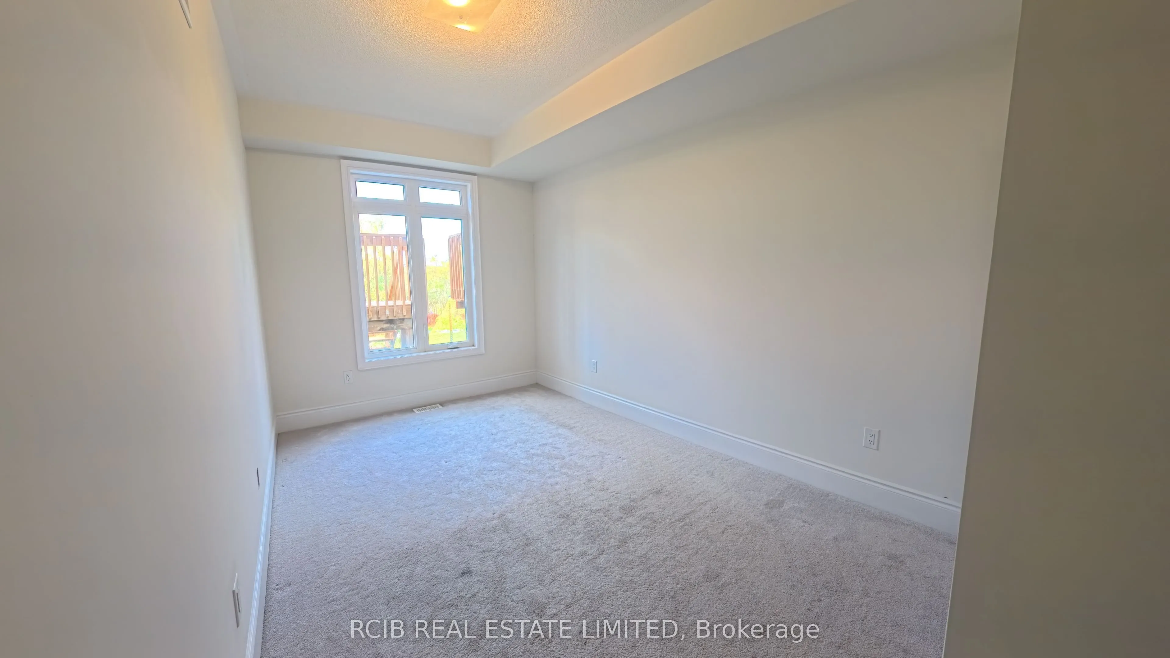 20 Foxsparrow Road
