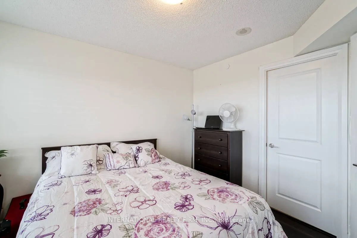 2 Eva Road #2222