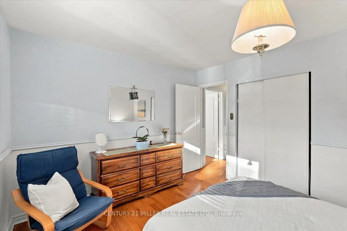 2044 Coral Crescent