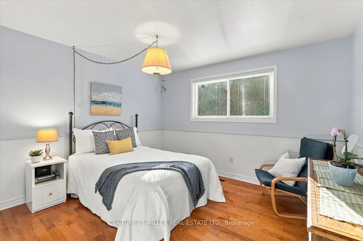 2044 Coral Crescent