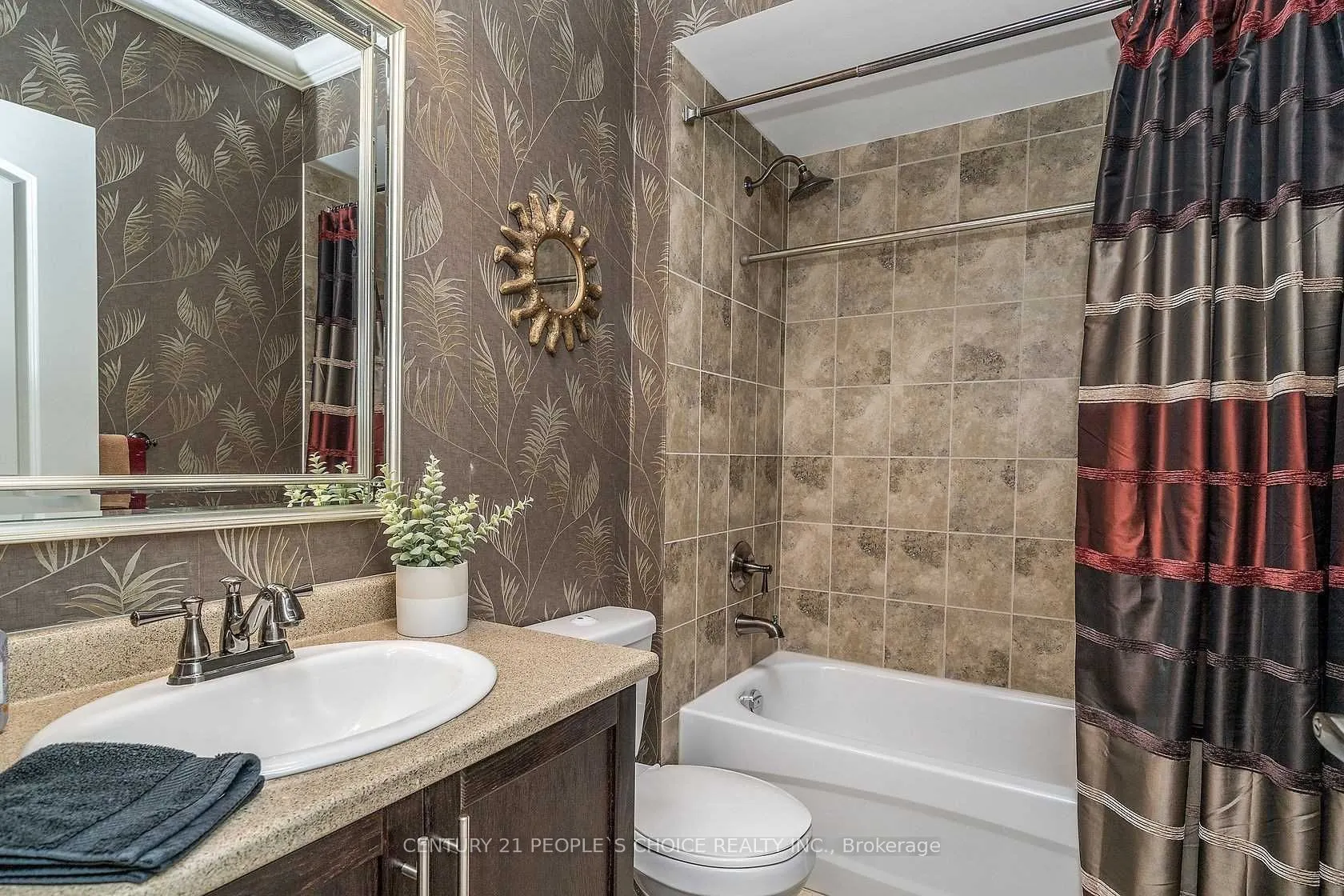 383 Main Street E #526