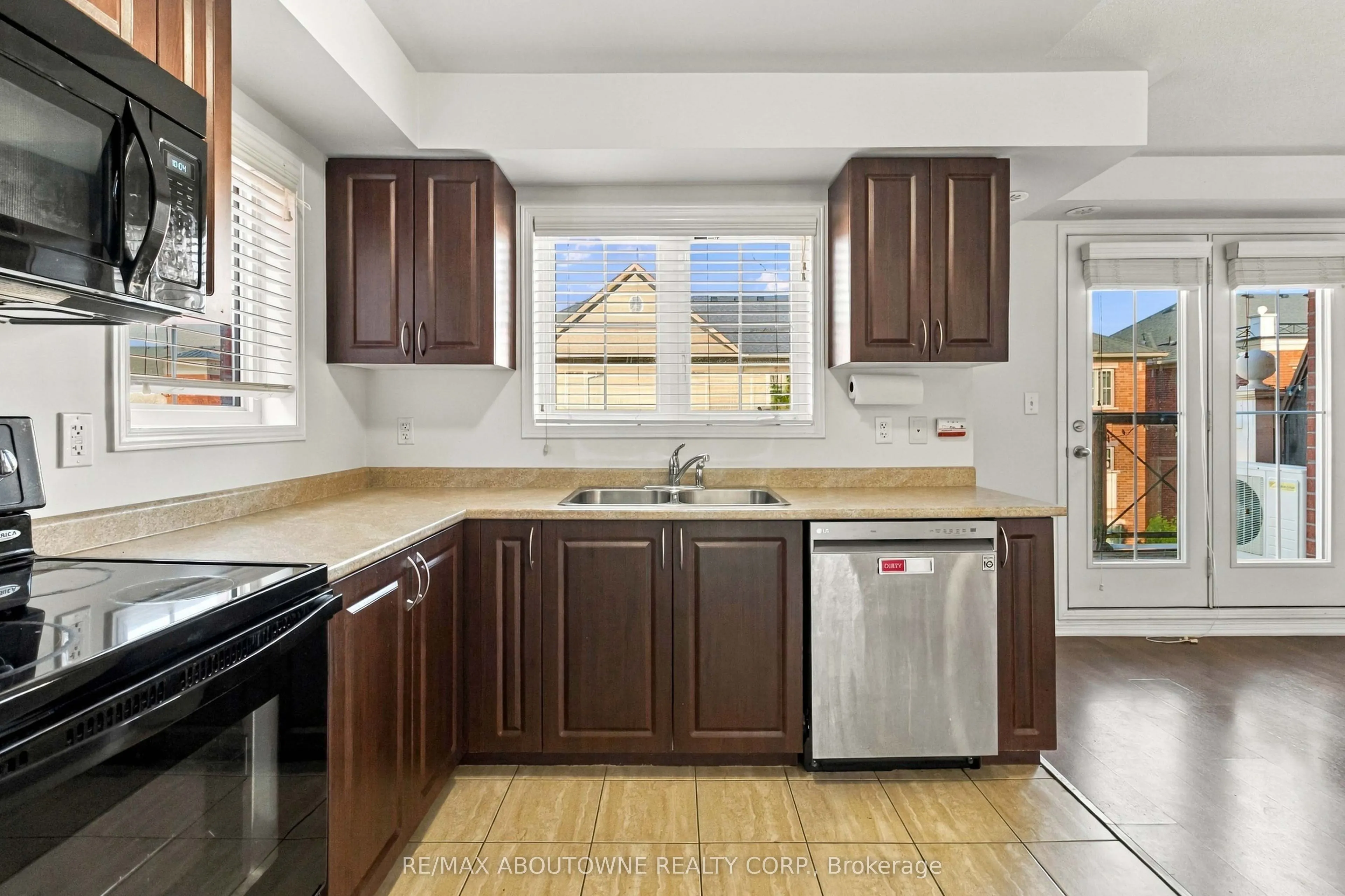 43 Hays Boulevard #14