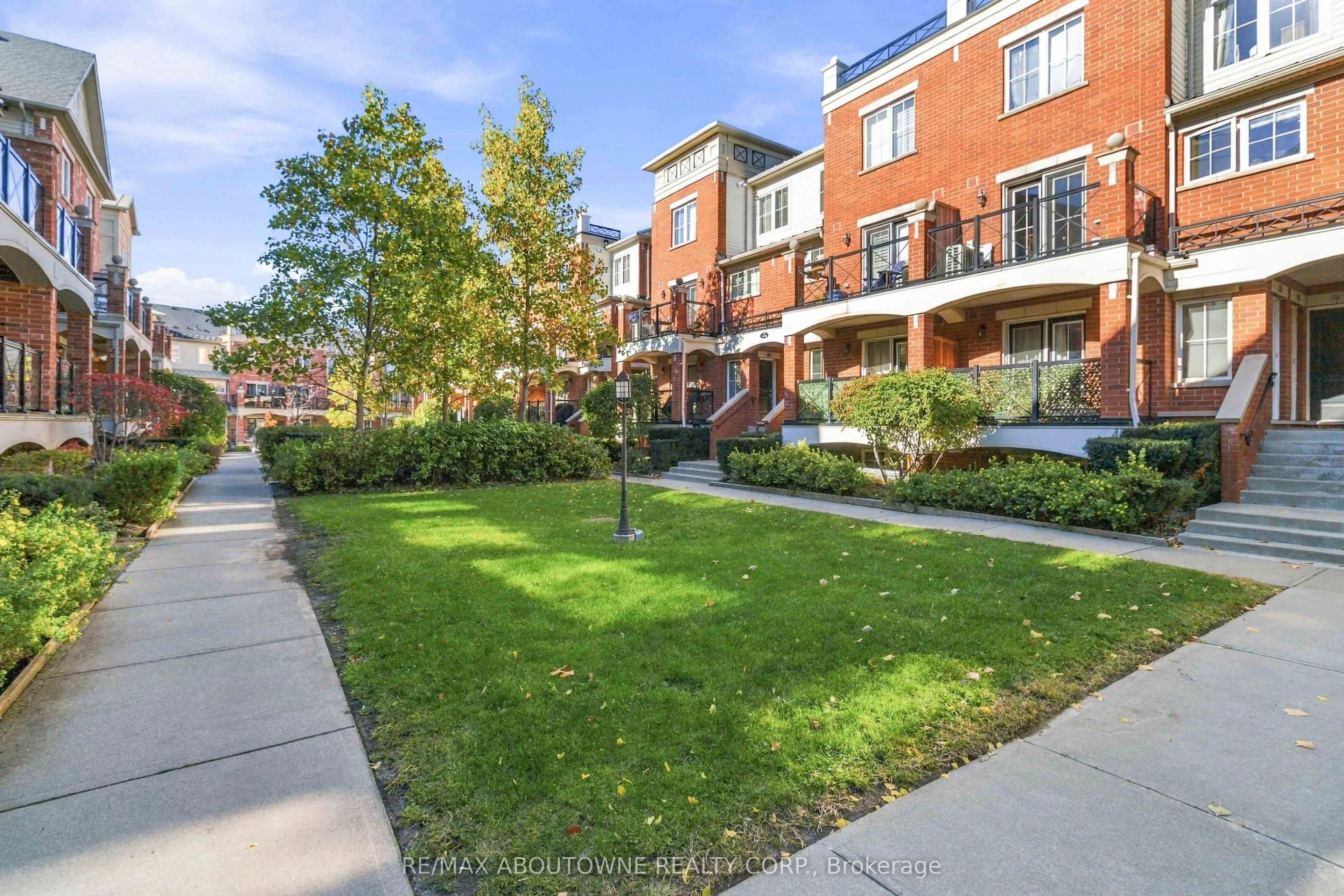 43 Hays Boulevard #14