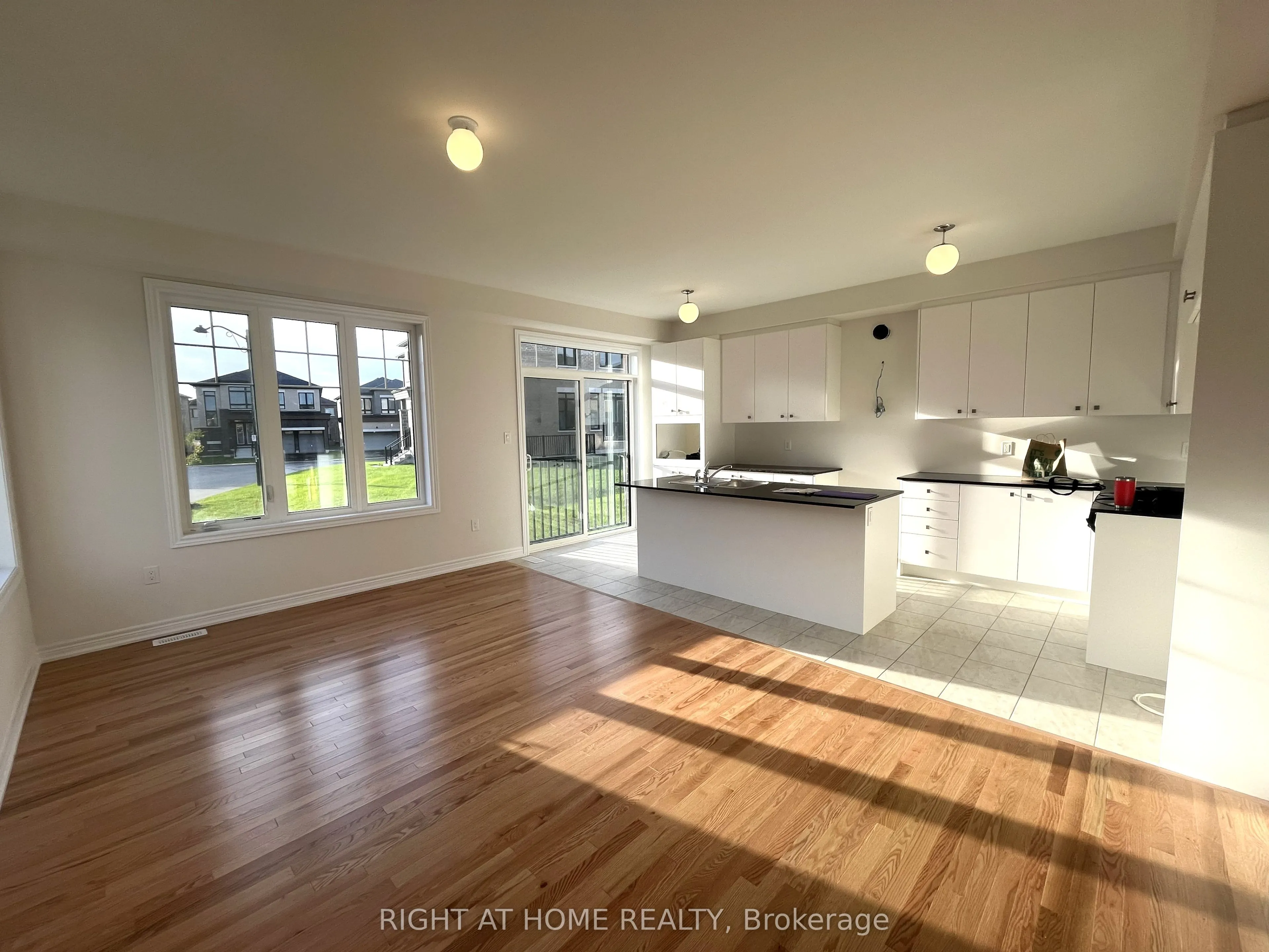 740 Apple Terrace
