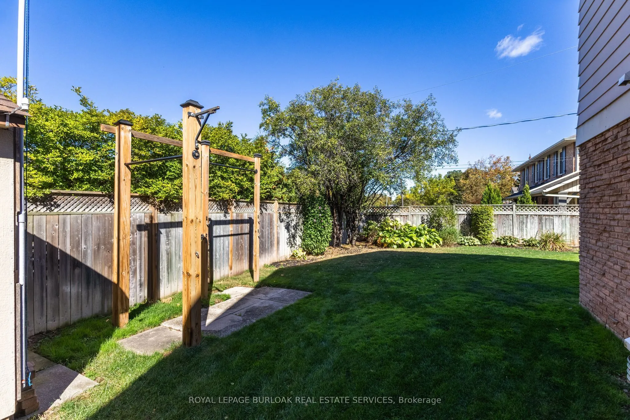 4248 Dunvegan Road