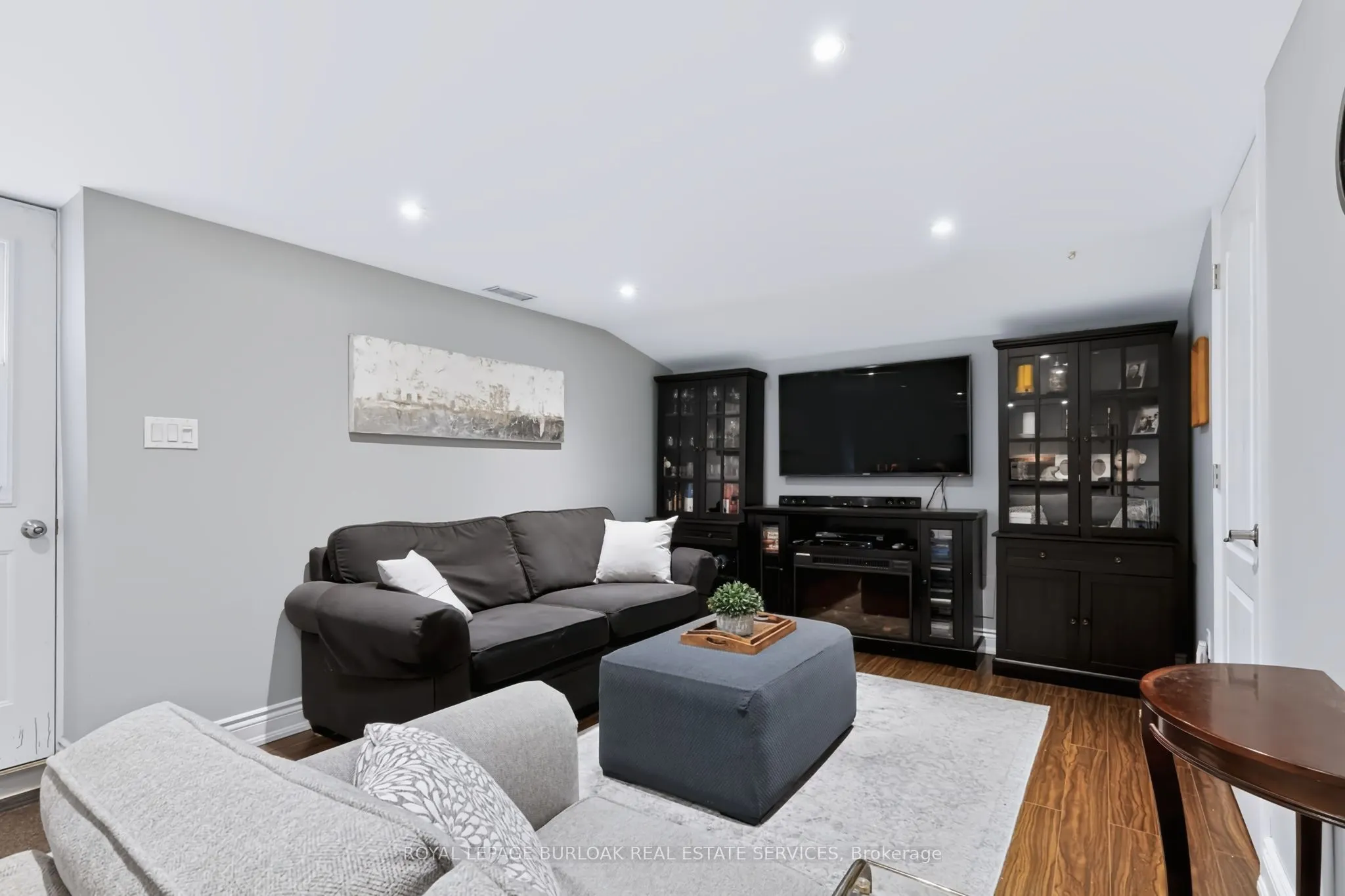 4248 Dunvegan Road