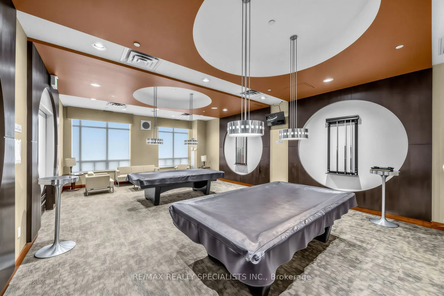 55 Strathaven Drive W #2011