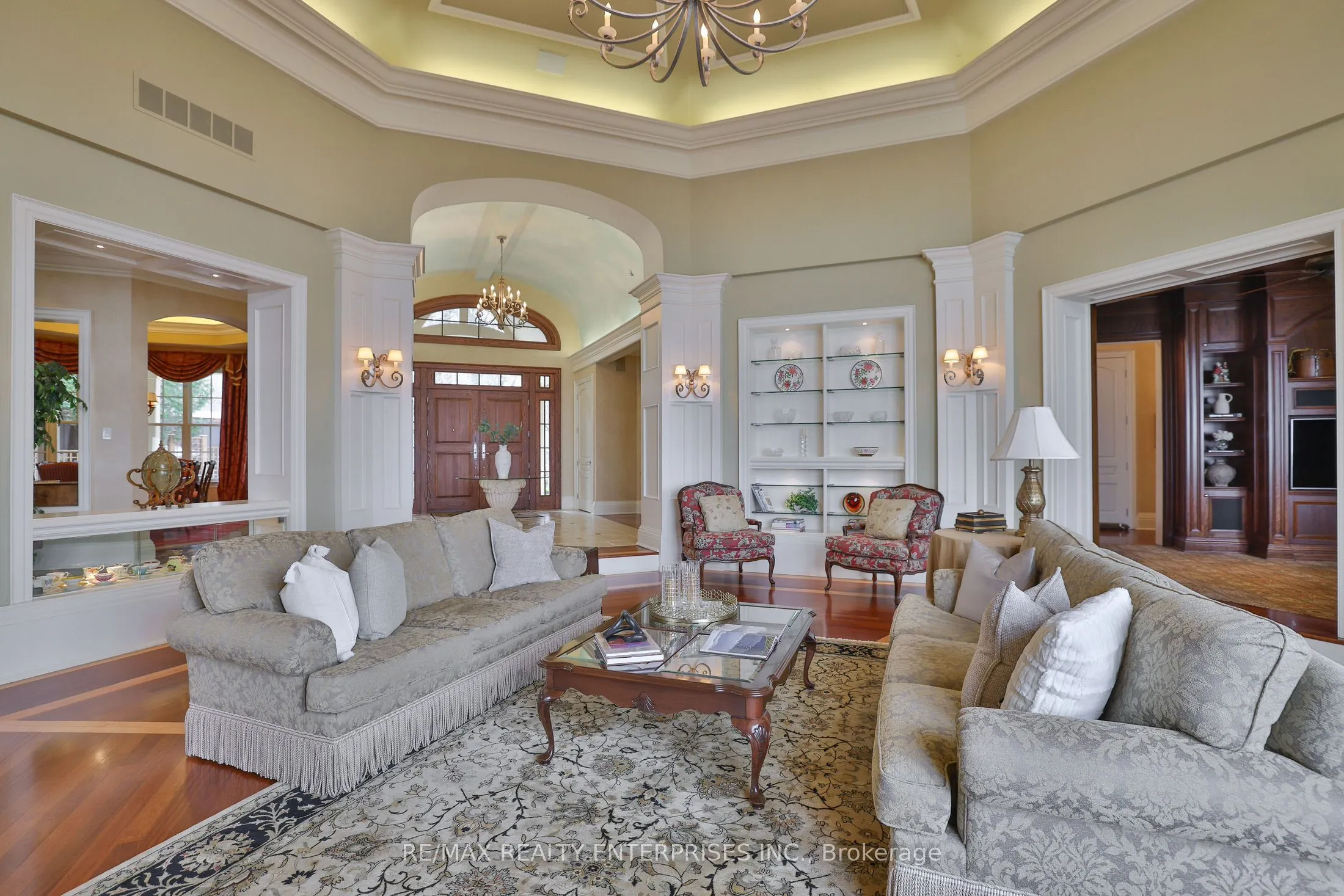 872 Whittier Crescent