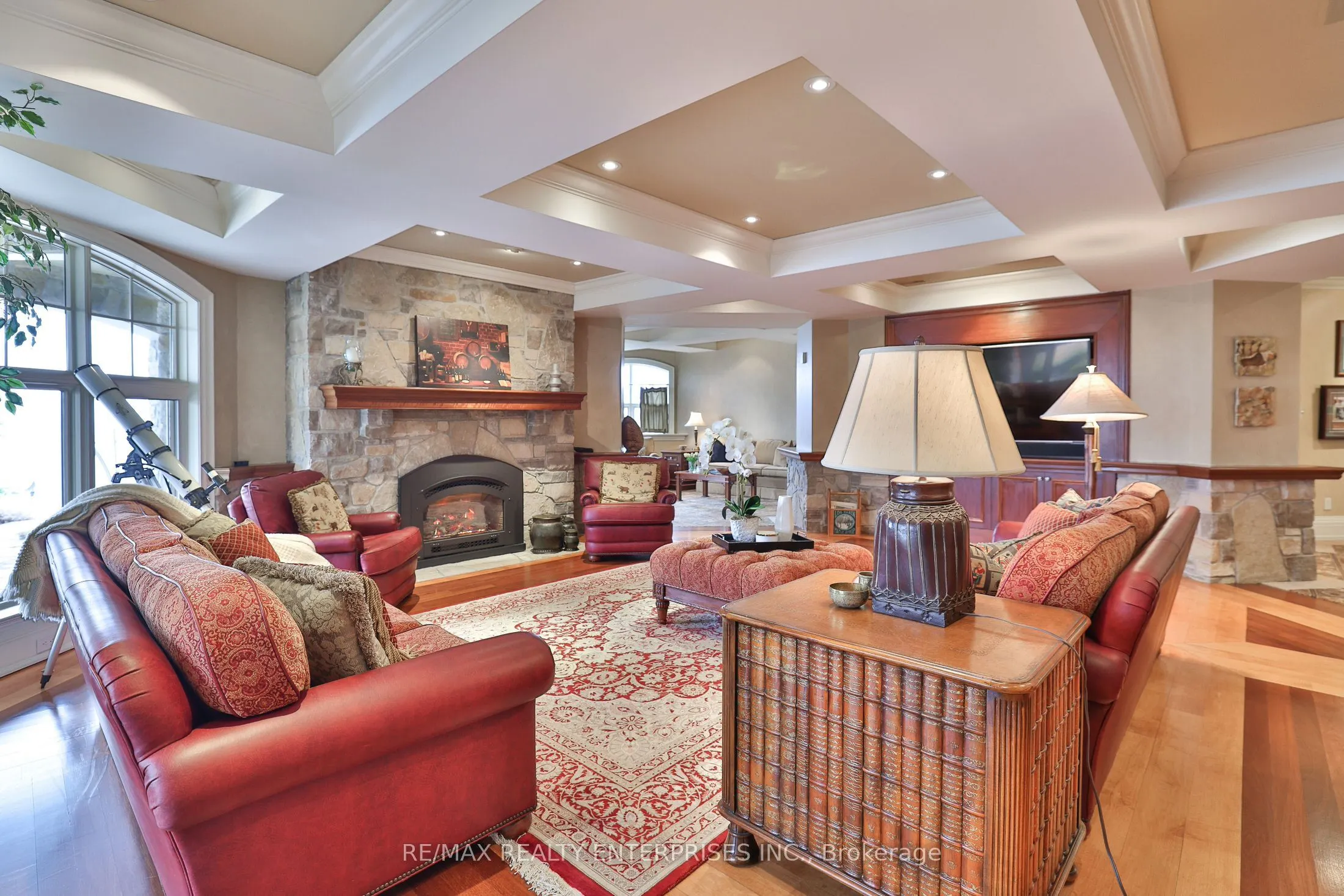 872 Whittier Crescent