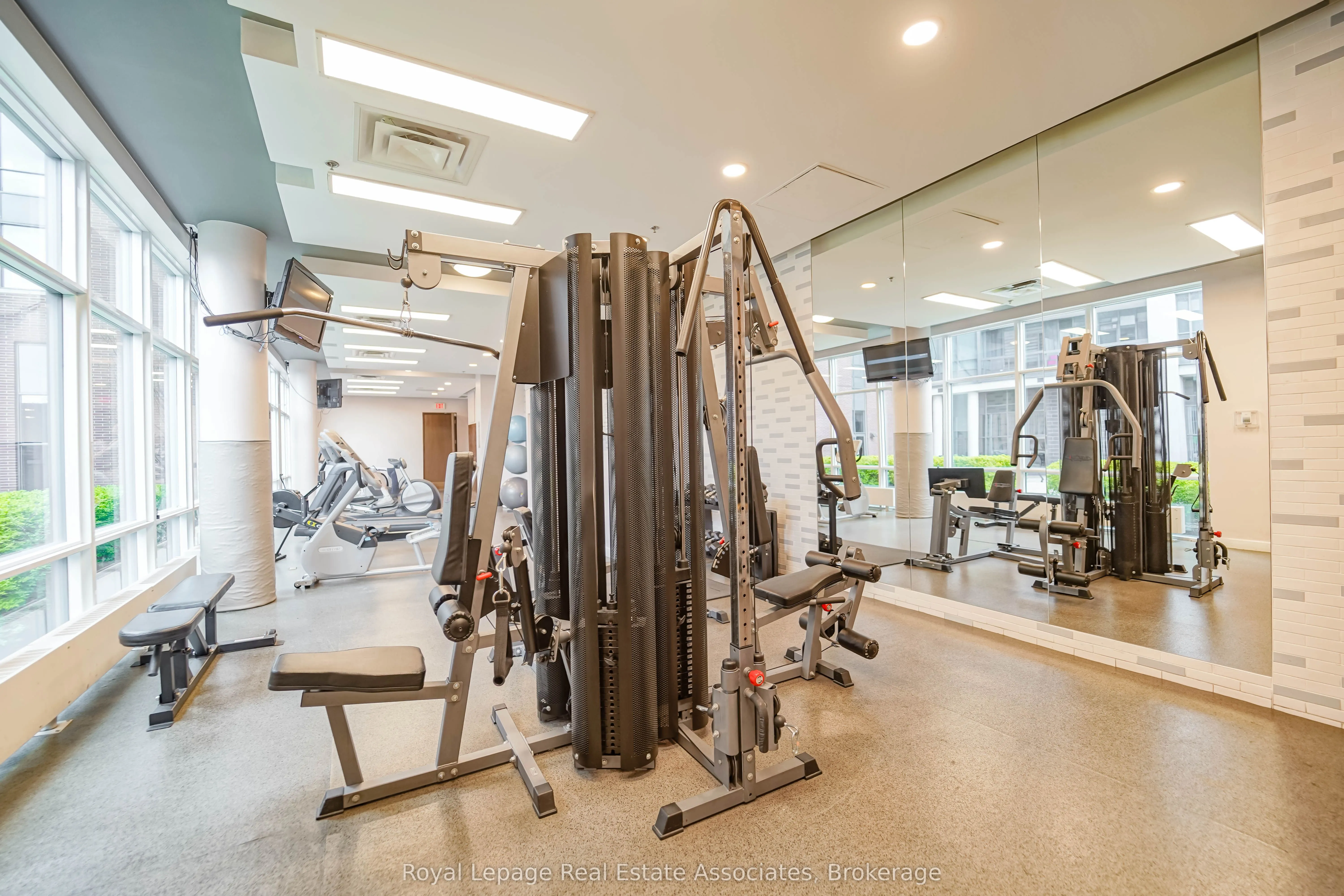 1 Hurontario Street #308