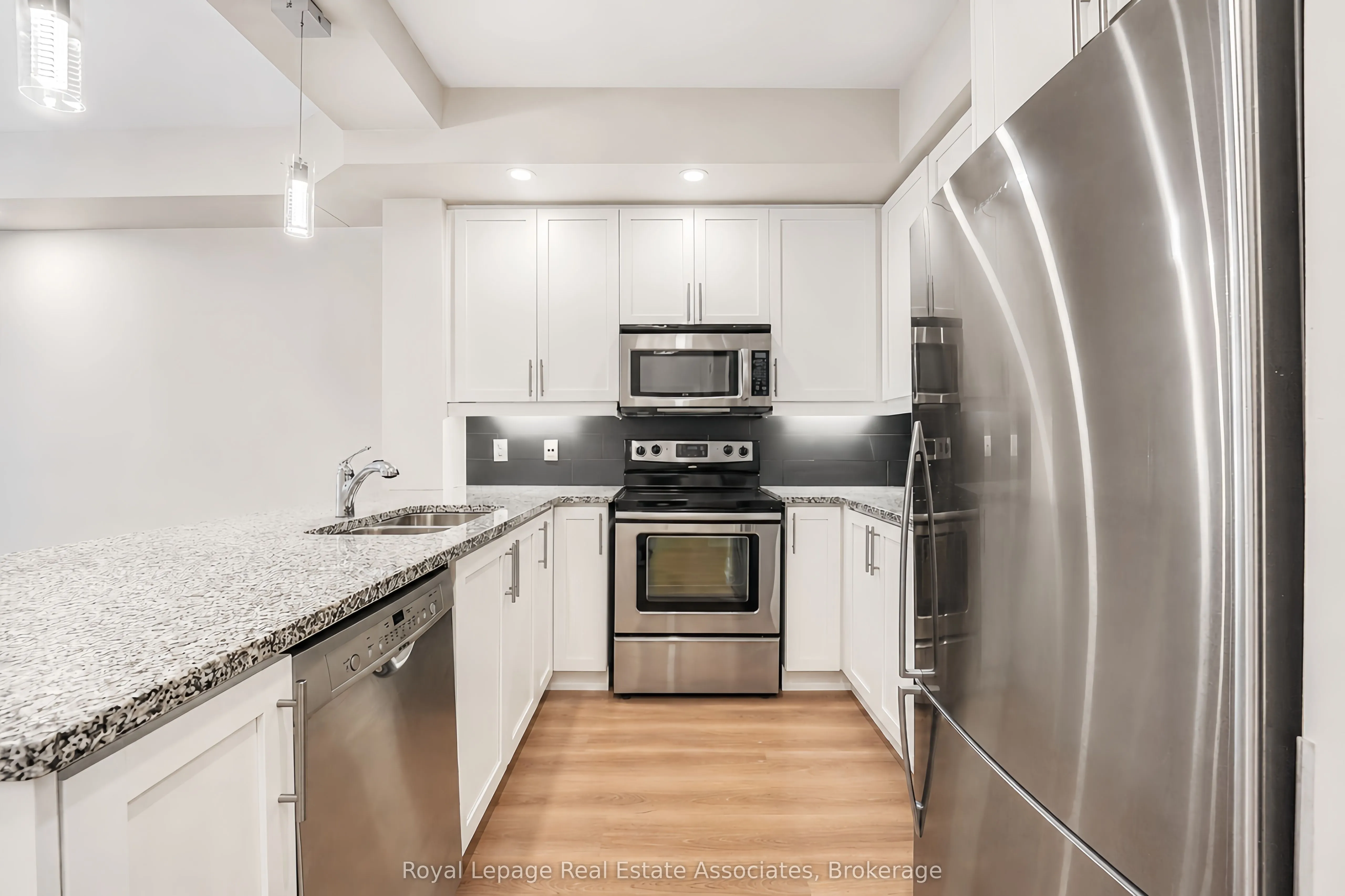 1 Hurontario Street #308