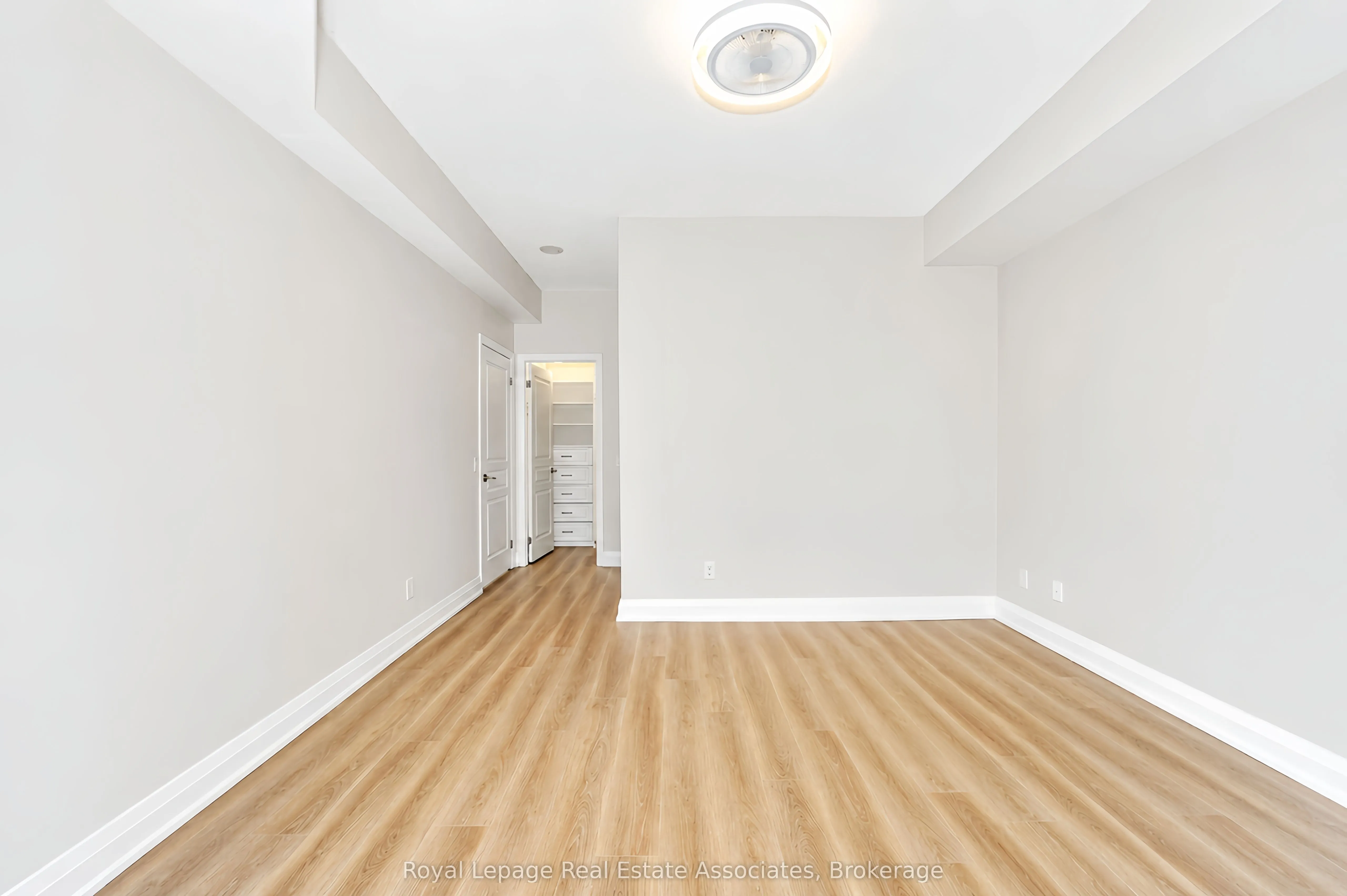 1 Hurontario Street #308