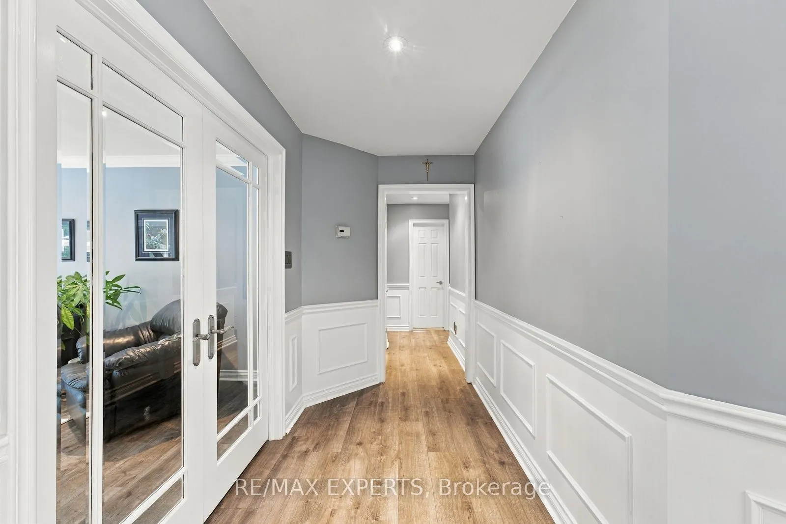 8 Fendley Court