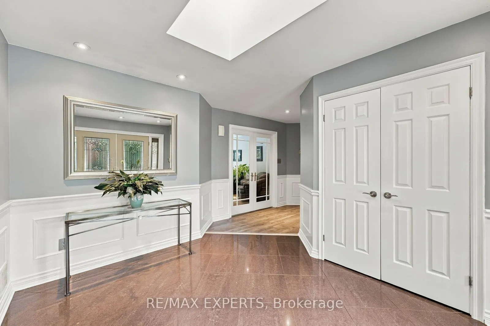 8 Fendley Court
