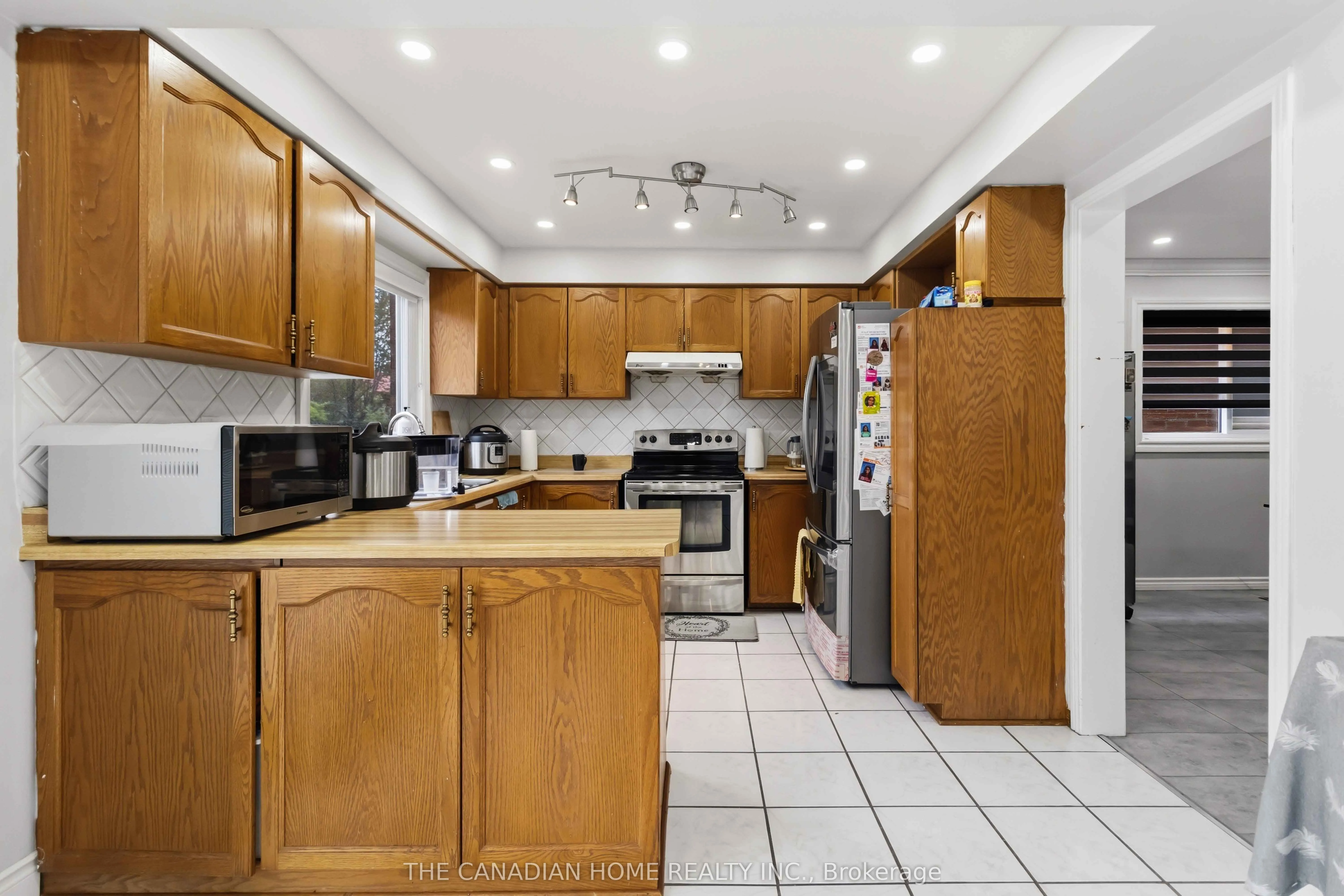 3549 Redmond Road