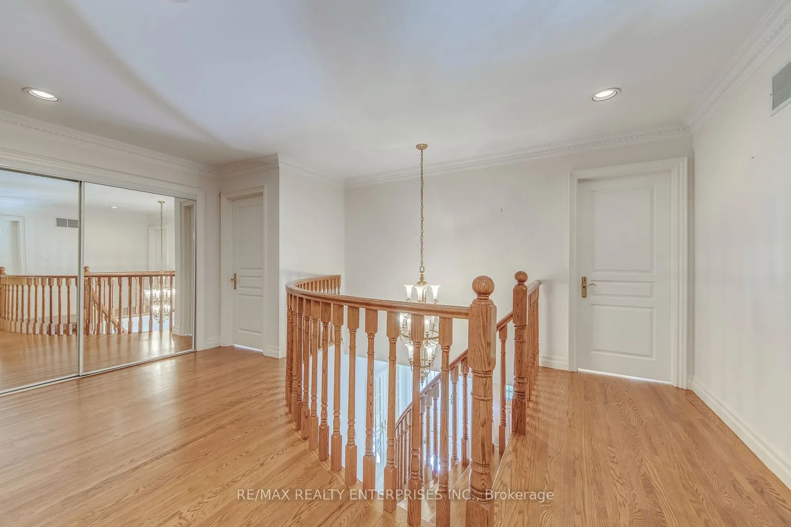 1599 Glenburnie Road