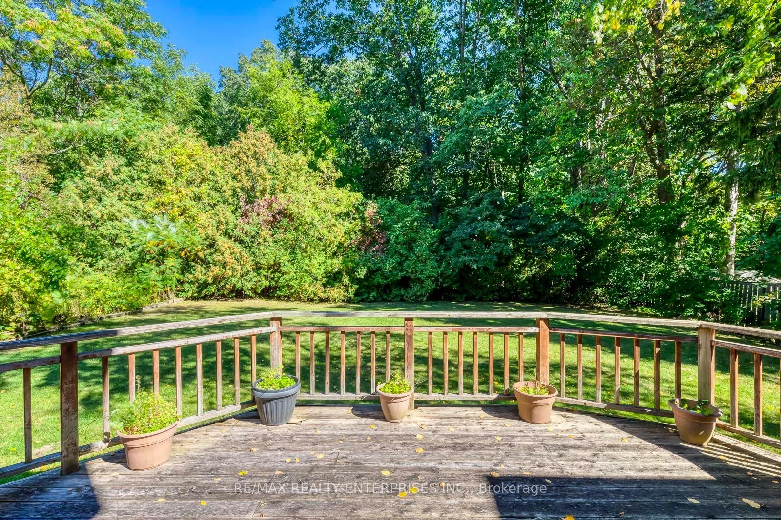 1599 Glenburnie Road