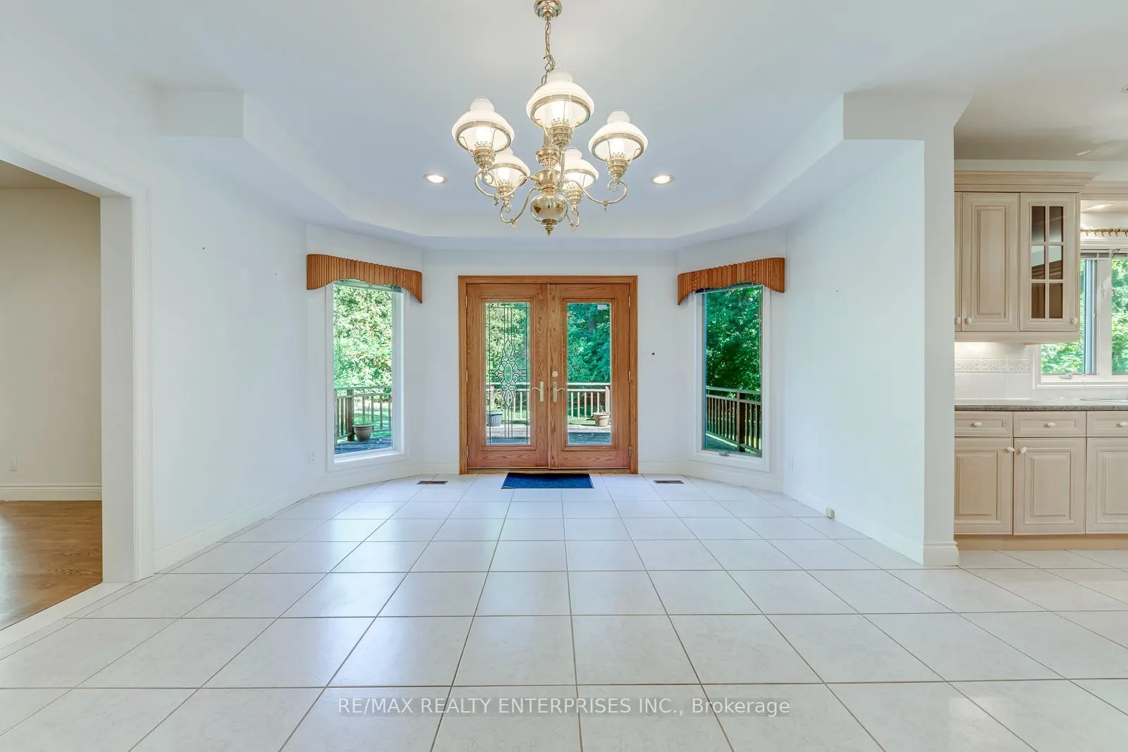 1599 Glenburnie Road