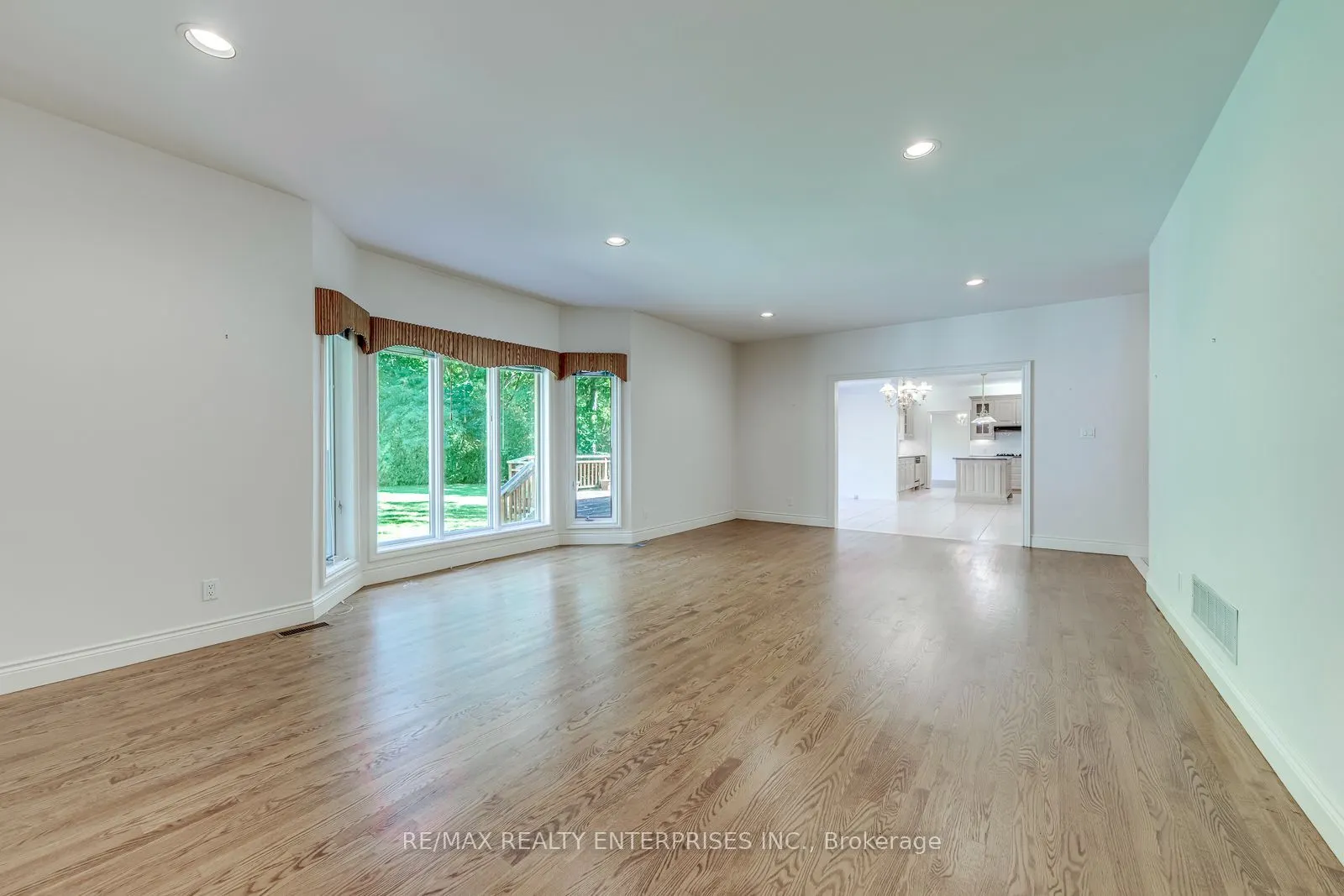 1599 Glenburnie Road
