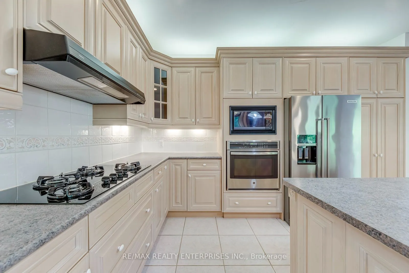 1599 Glenburnie Road