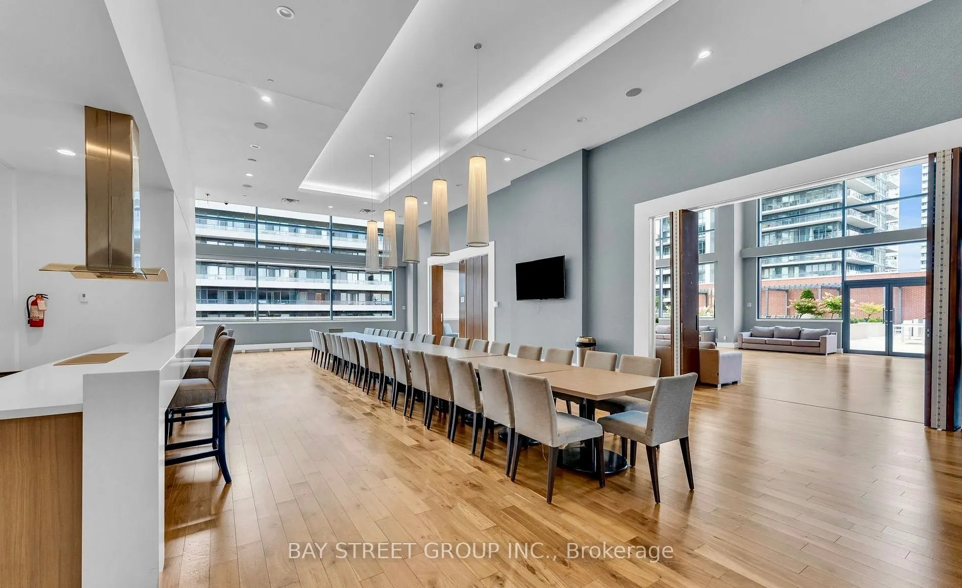 2212 Lake Shore Boulevard W #4304