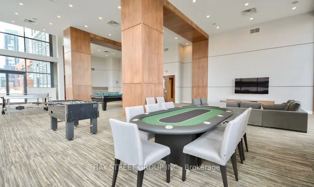 2212 Lake Shore Boulevard W #4304