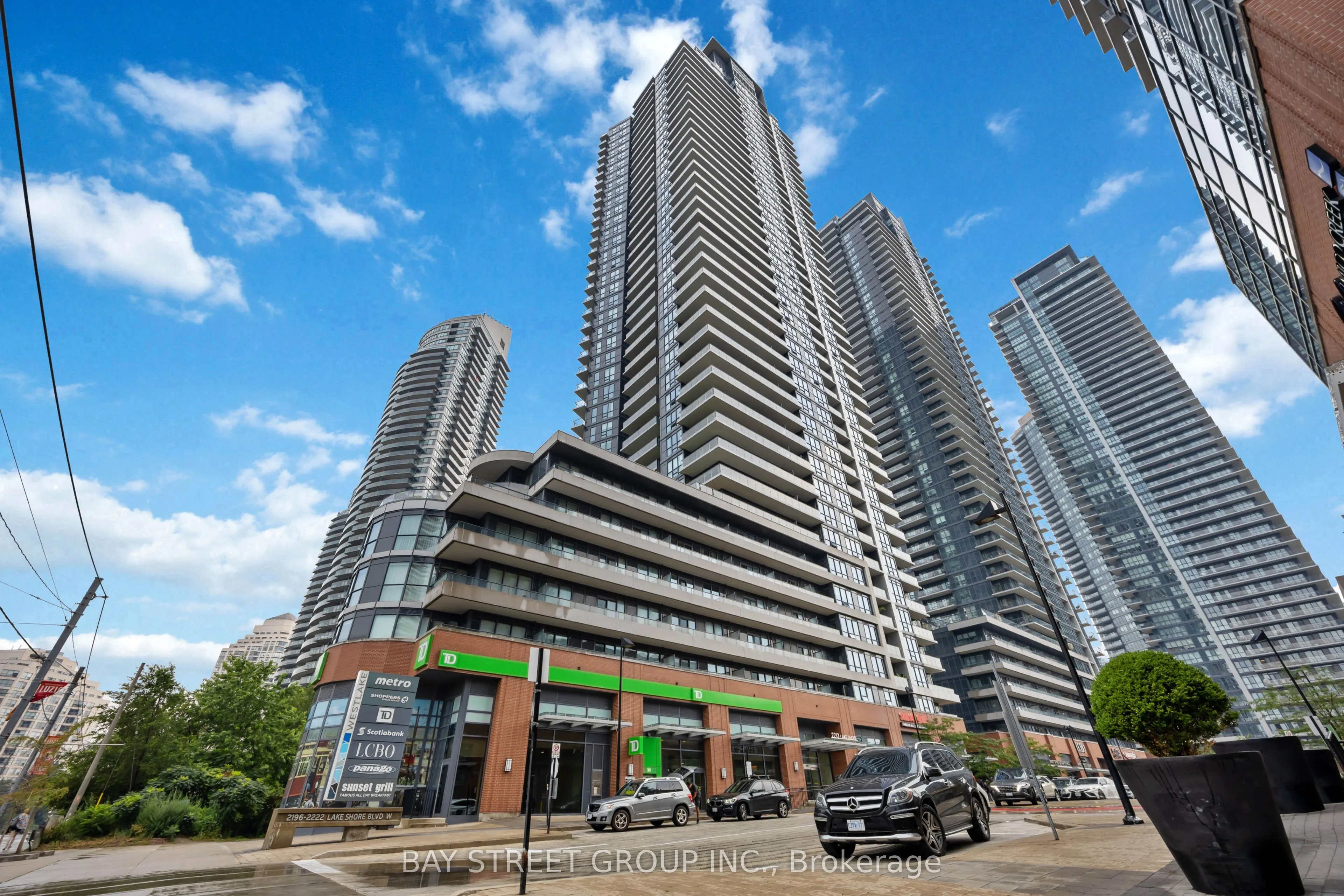 2212 Lake Shore Boulevard W #4304