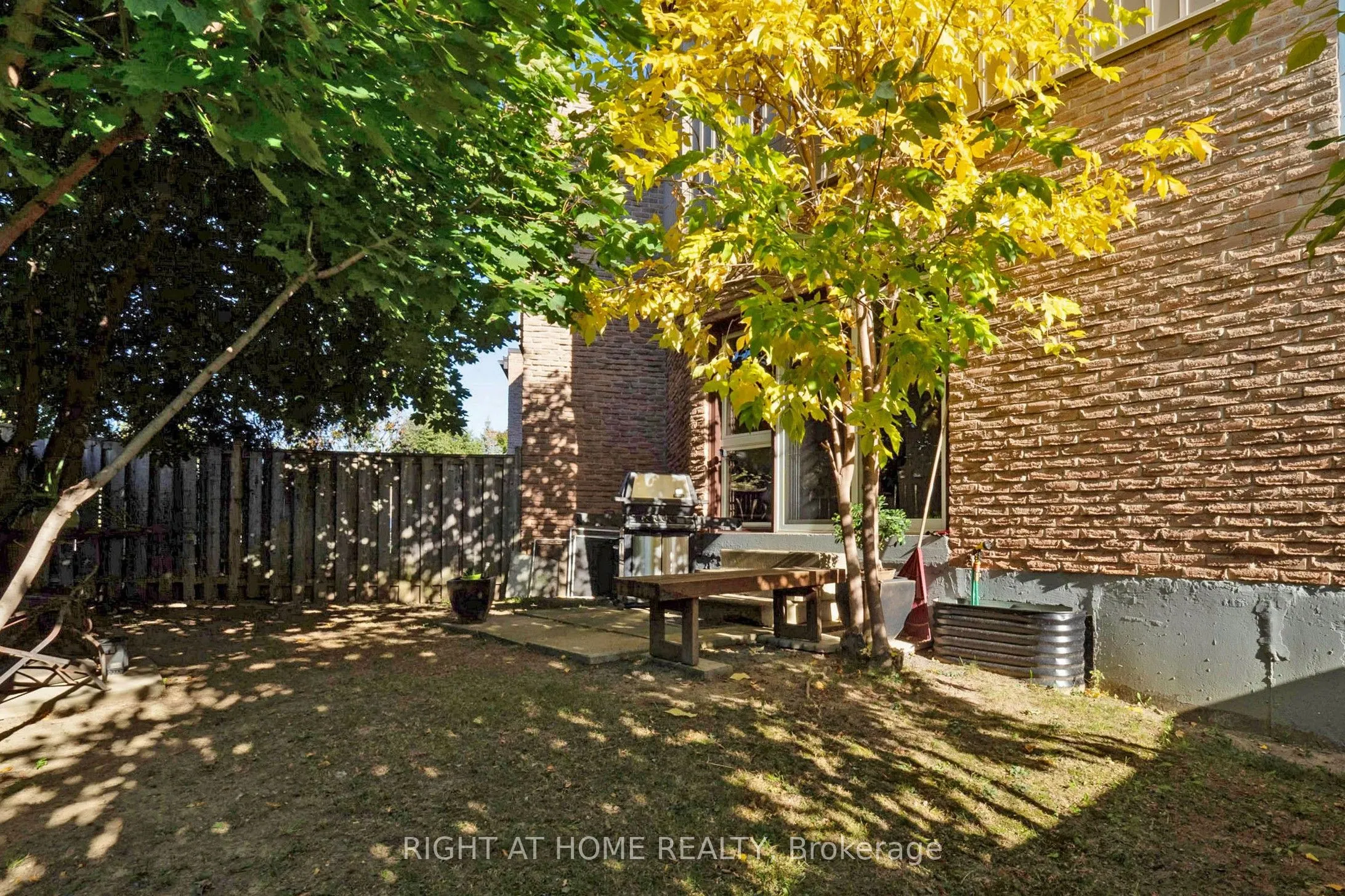 400 Bloor Street #6