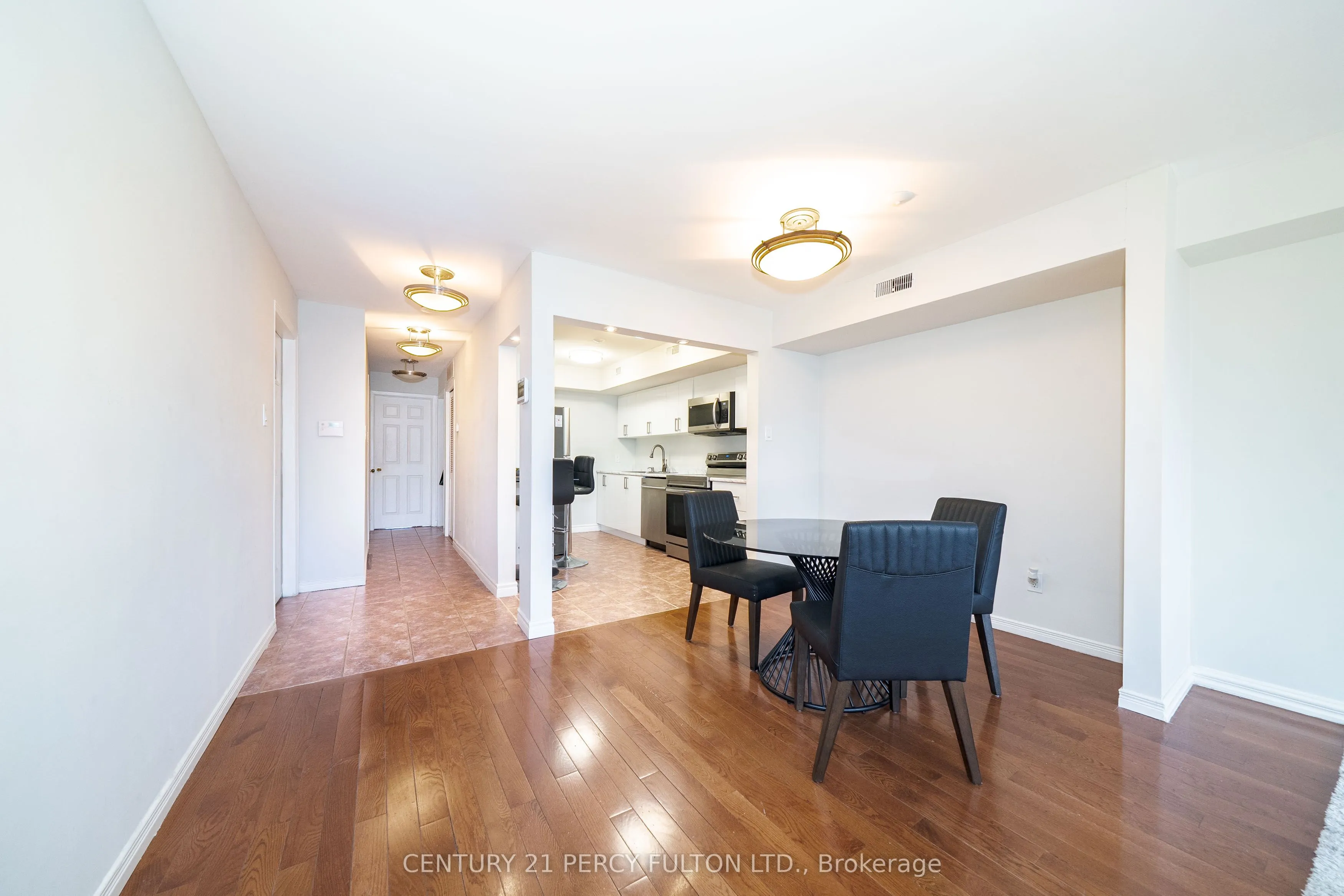 744-746 Wilson Avenue