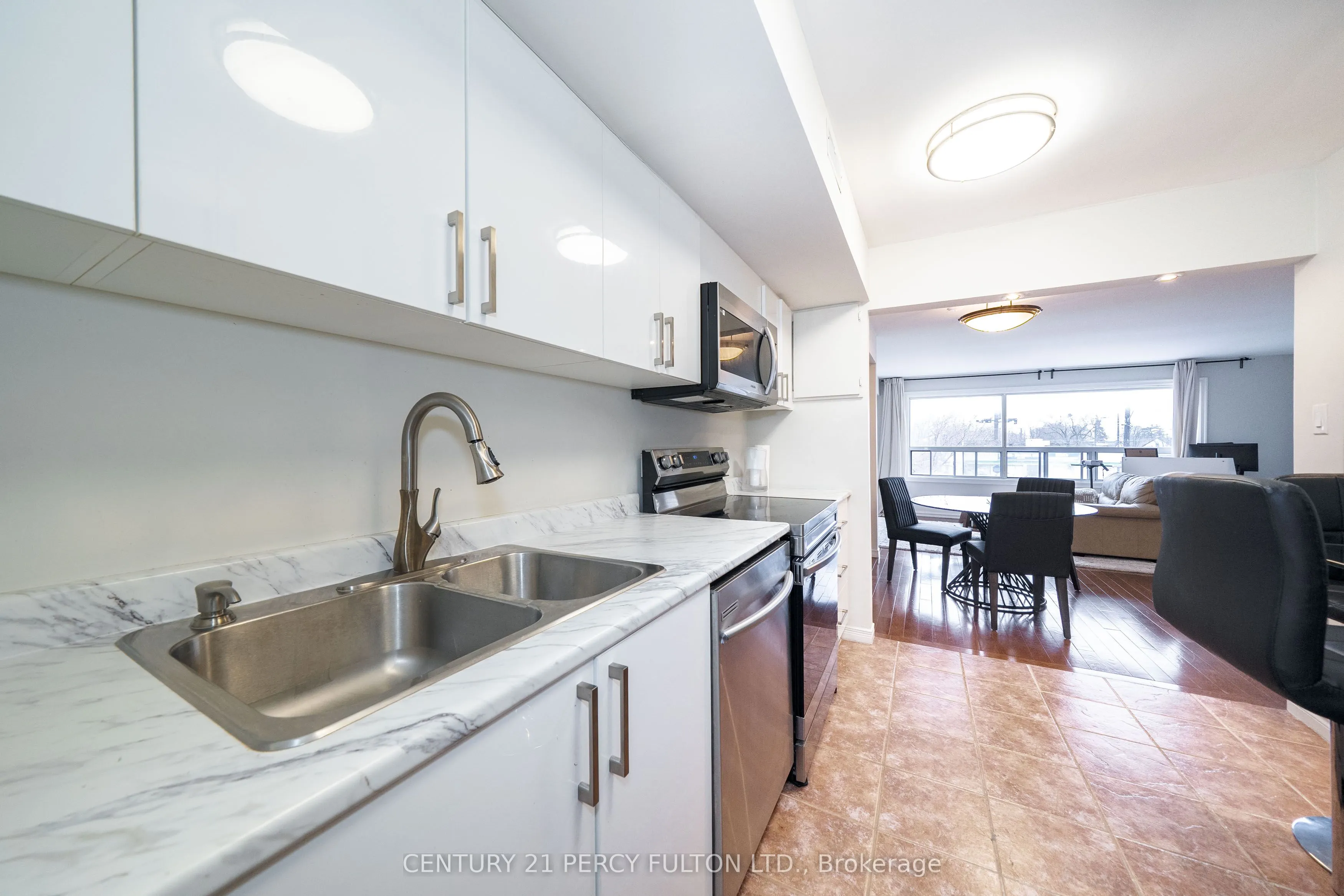 744-746 Wilson Avenue