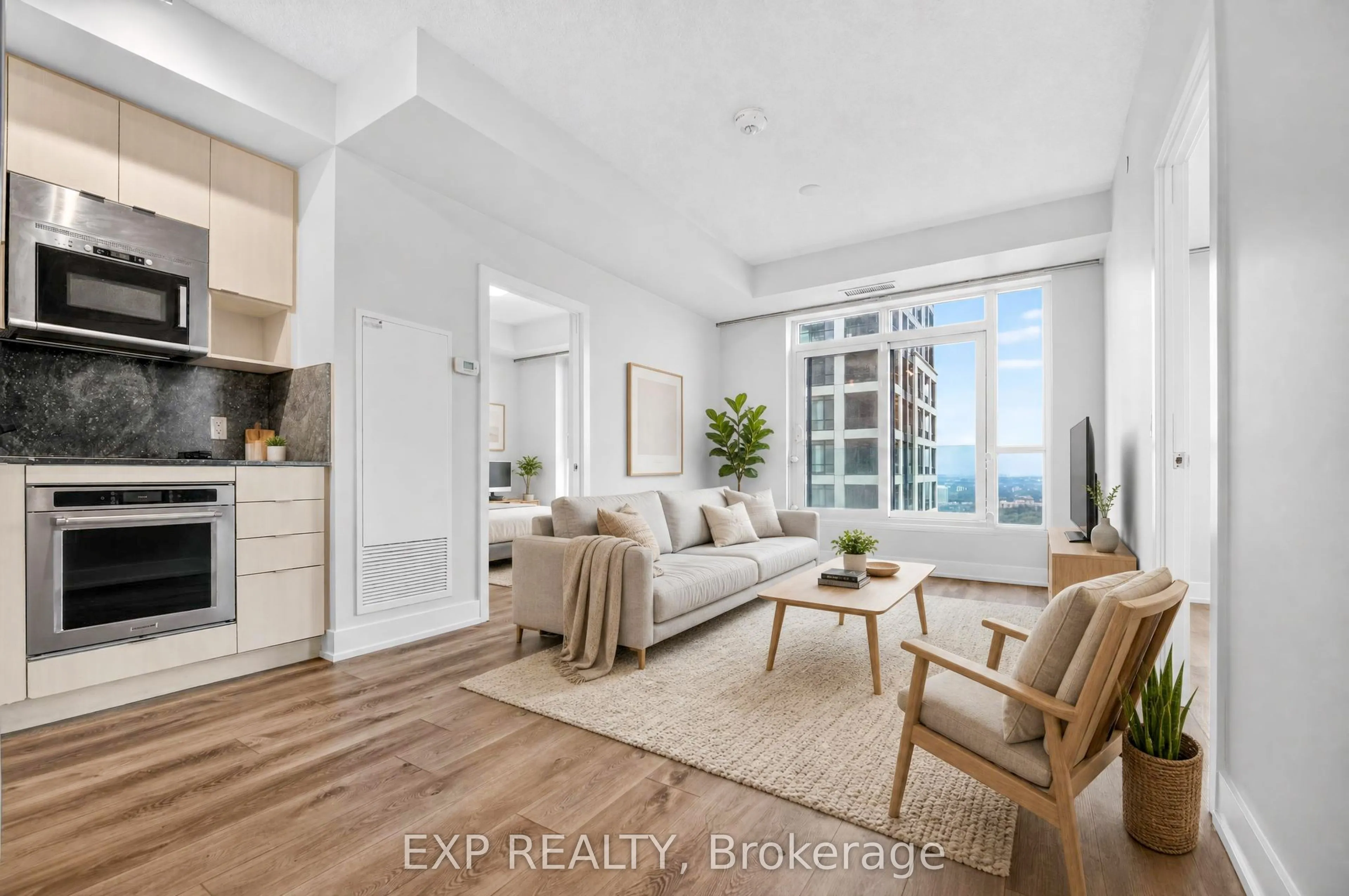 7 Mabelle Avenue #3807