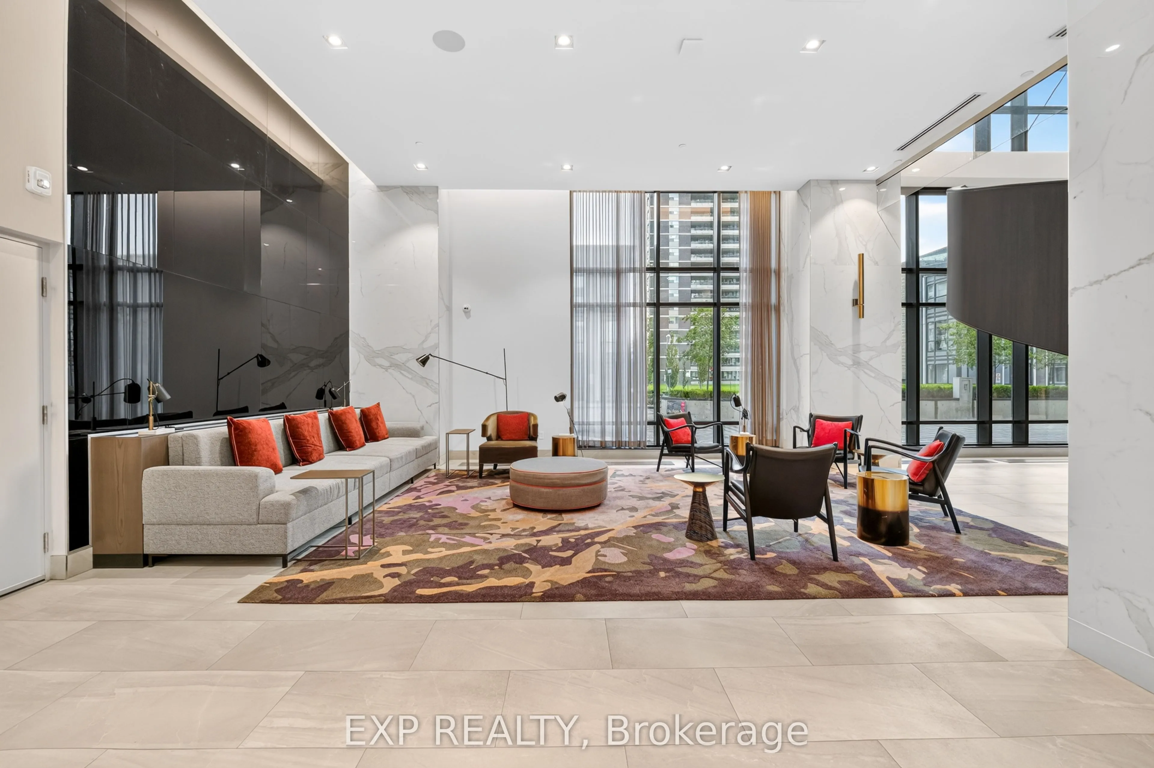 7 Mabelle Avenue #3807