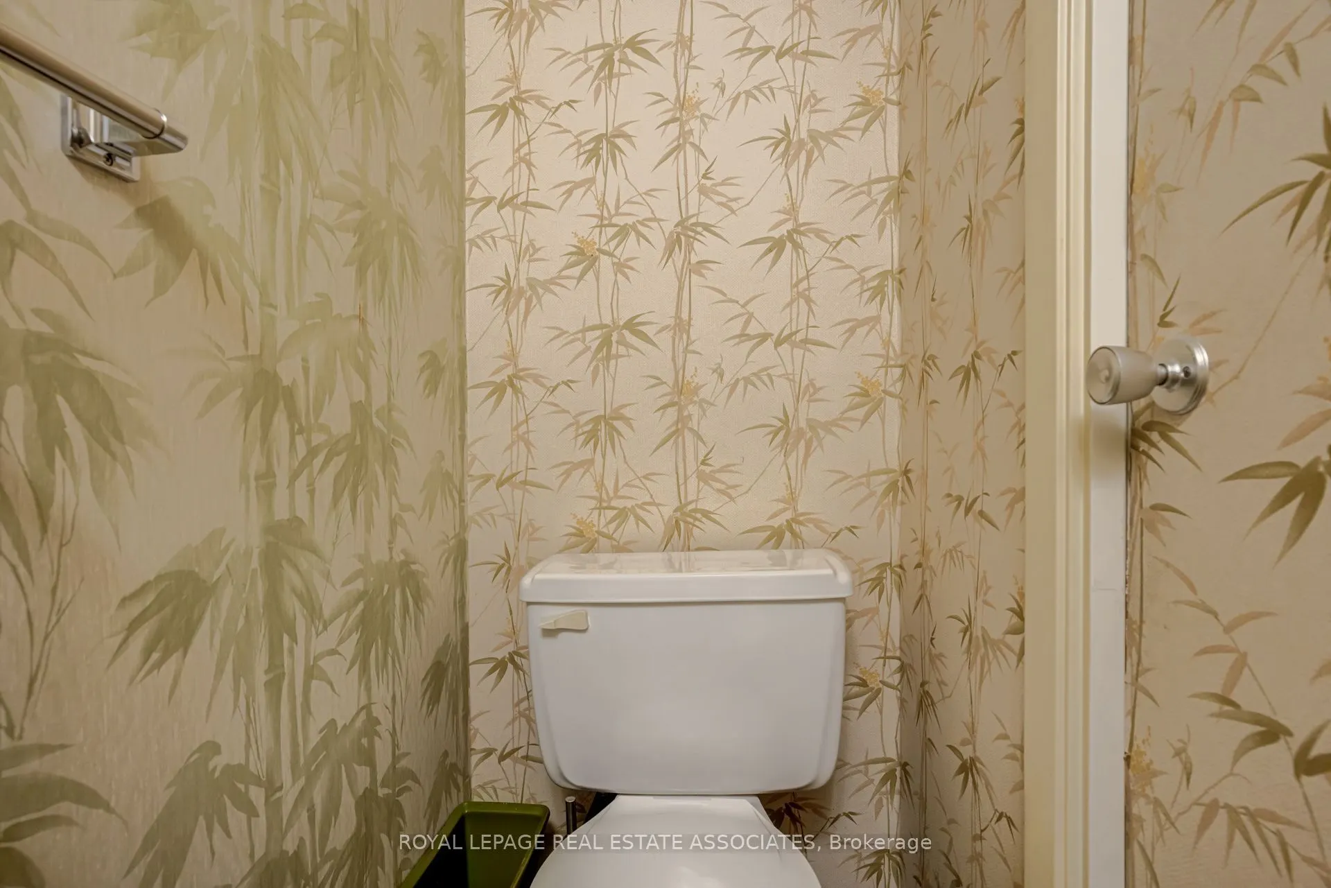 215 Mississauga Valley Boulevard #38