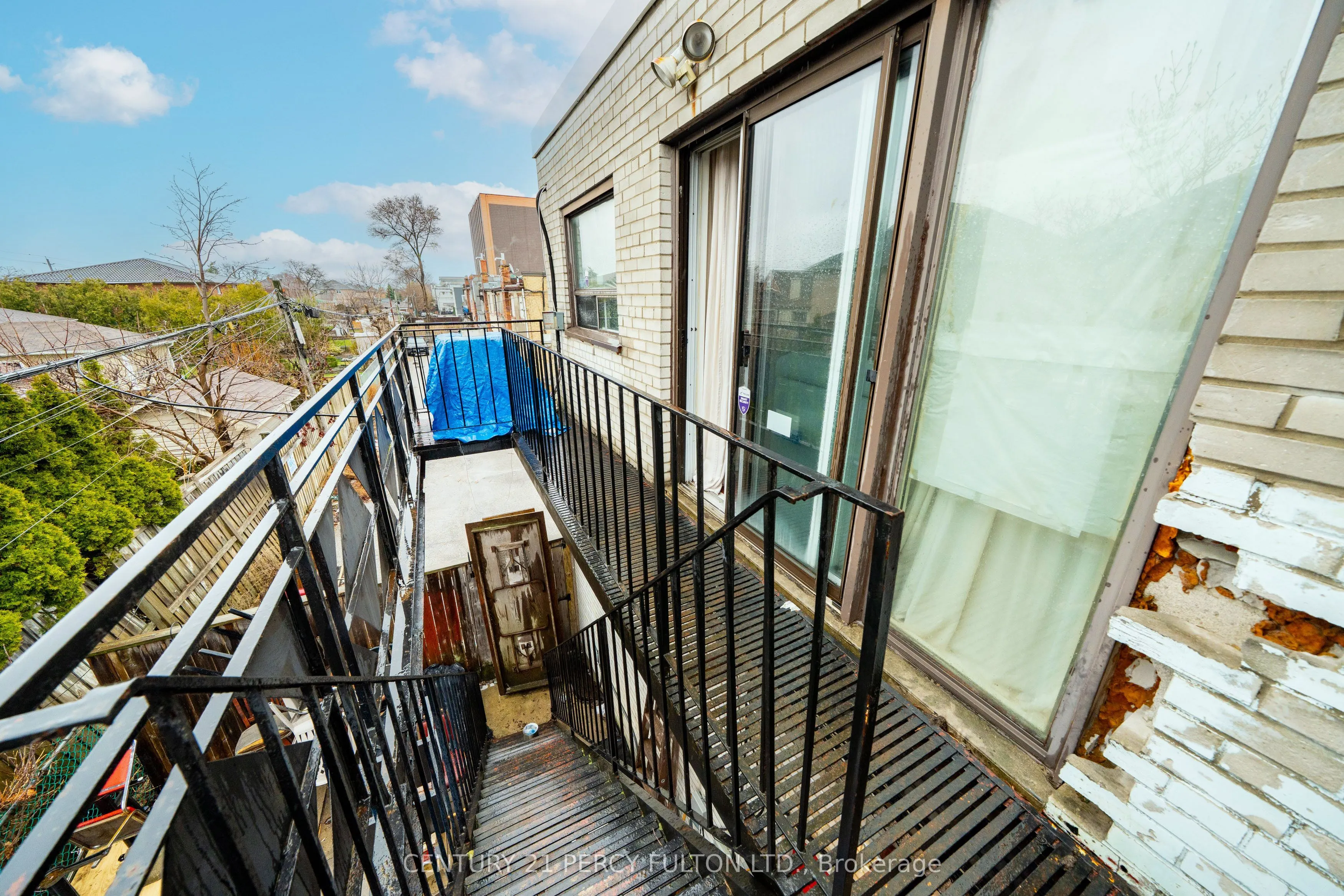 744-746 Wilson Avenue