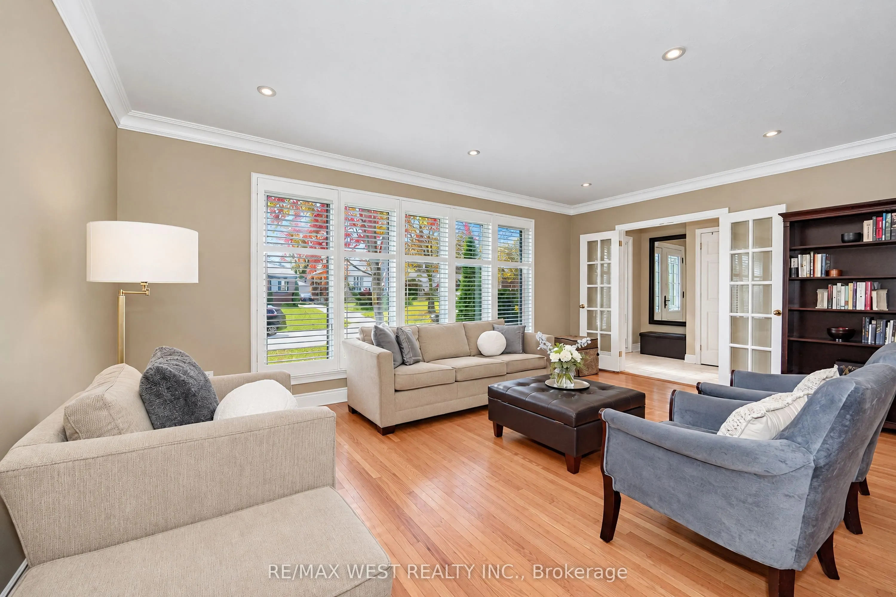 18 Nashland Avenue