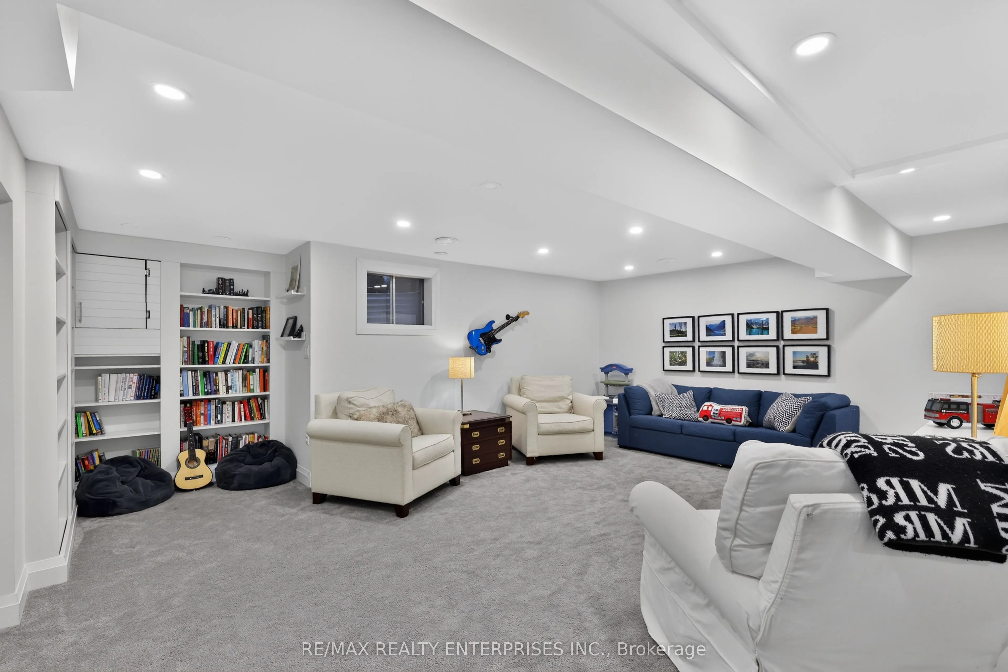 1019 Mesa Crescent