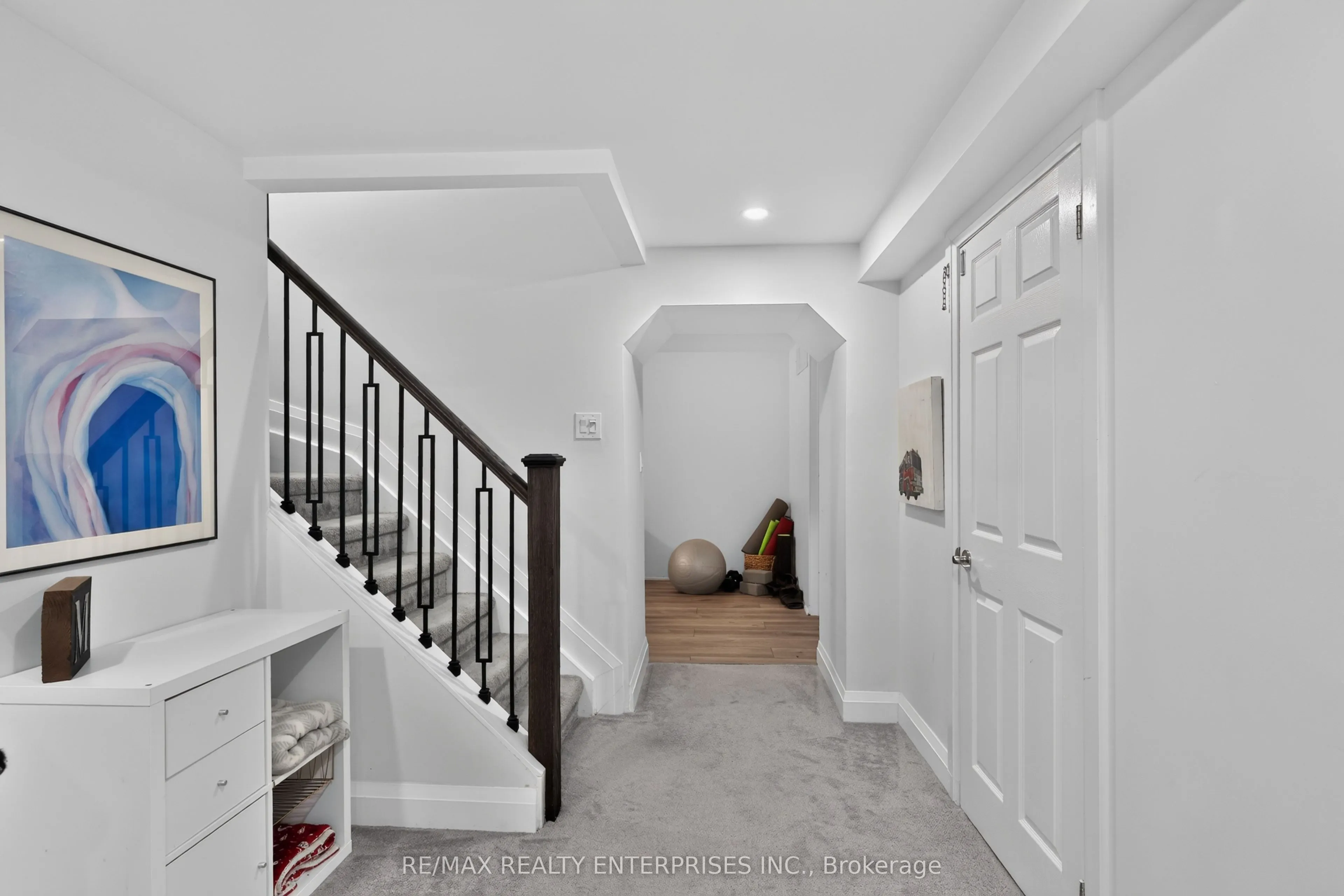 1019 Mesa Crescent