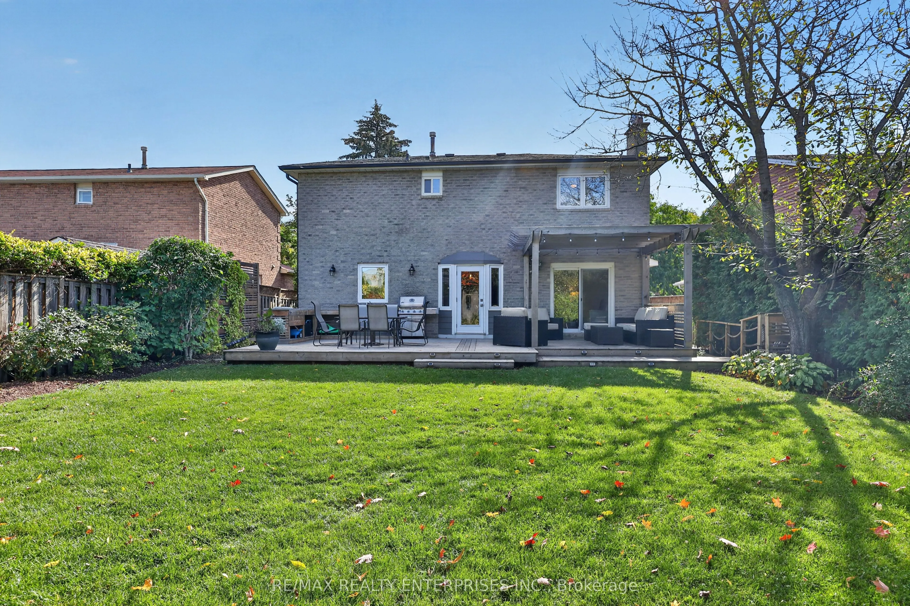 1019 Mesa Crescent