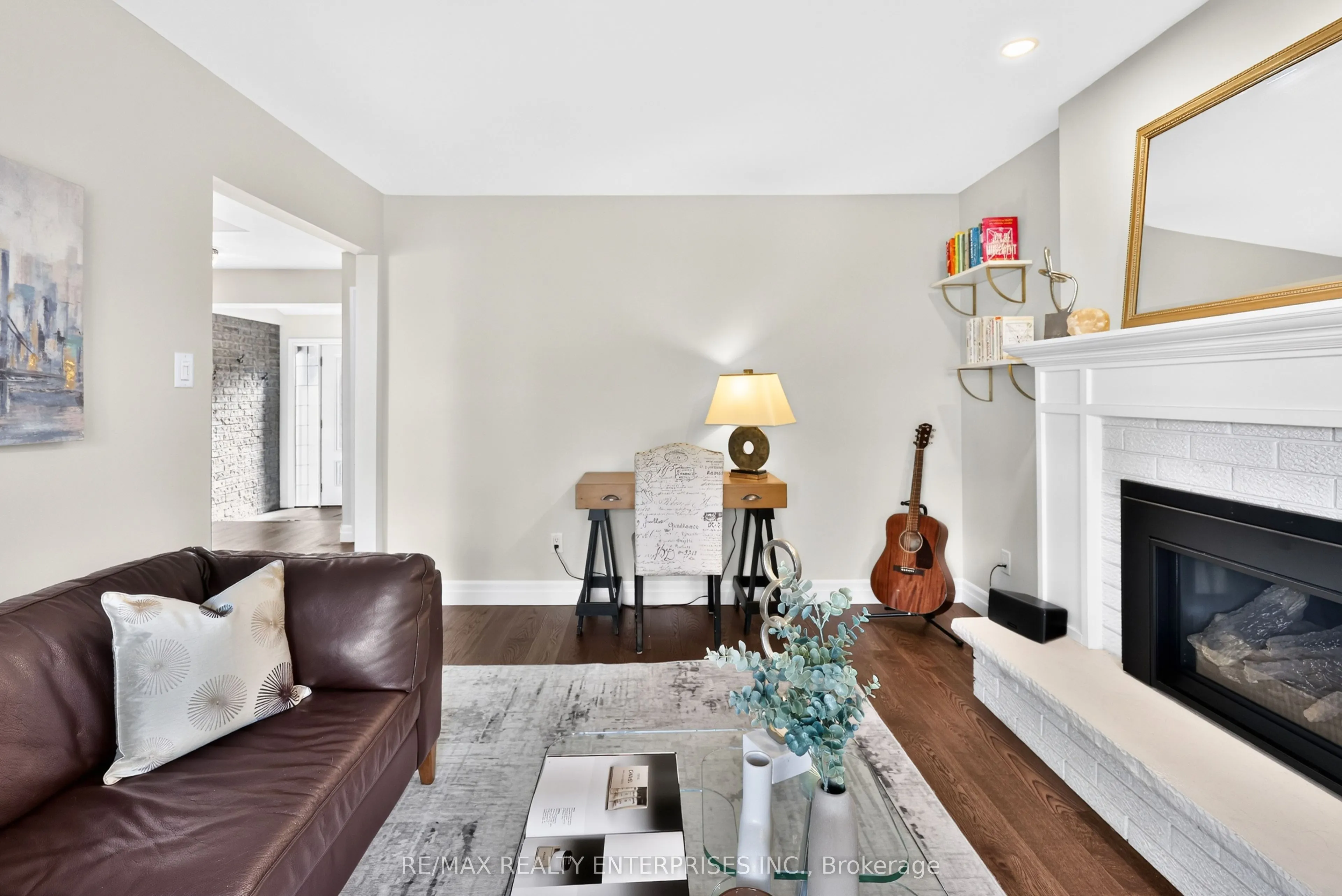 1019 Mesa Crescent