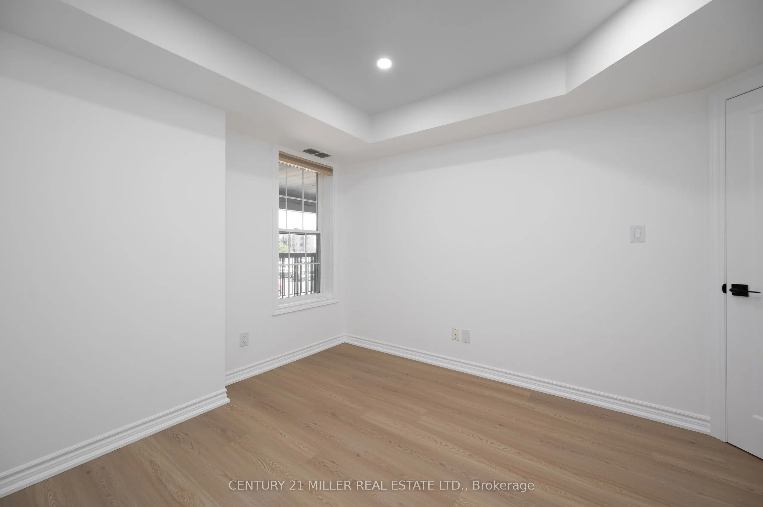 1451 Walkers Line #206