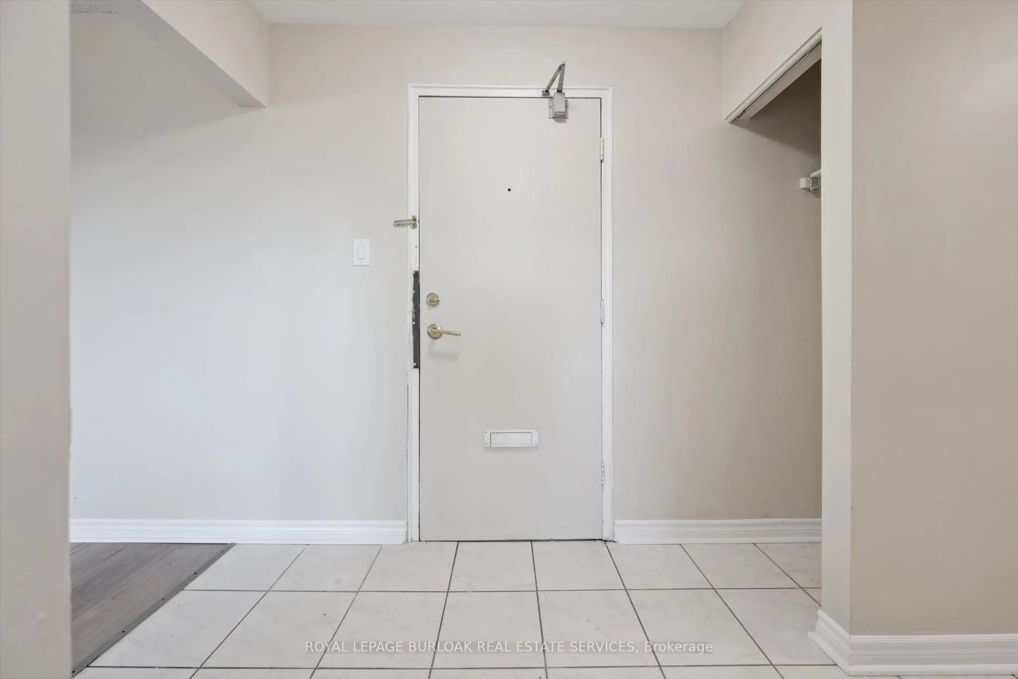 2411 New Street #405